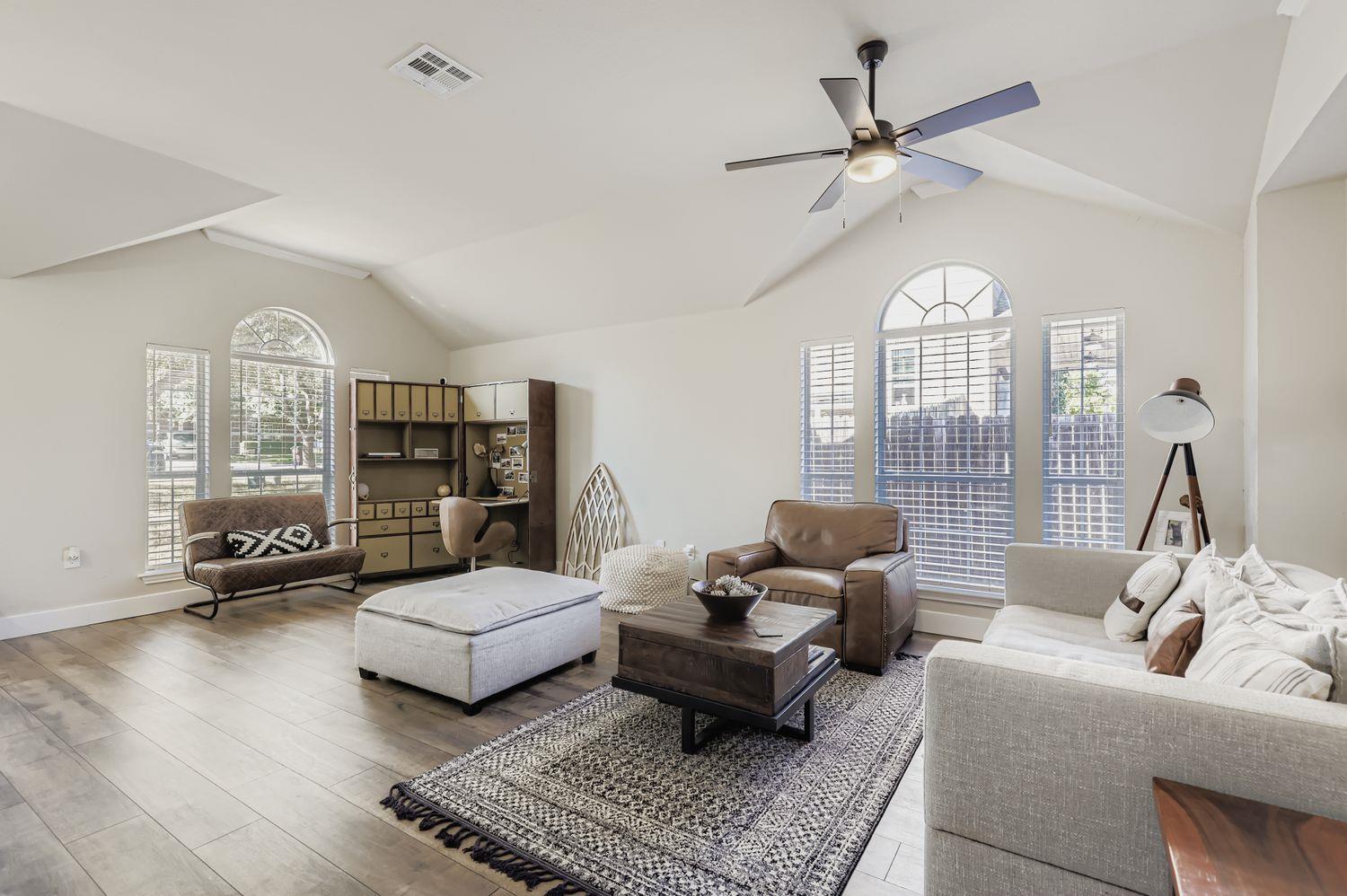 202 Cloud Peak Cv, Round Rock, TX 78681