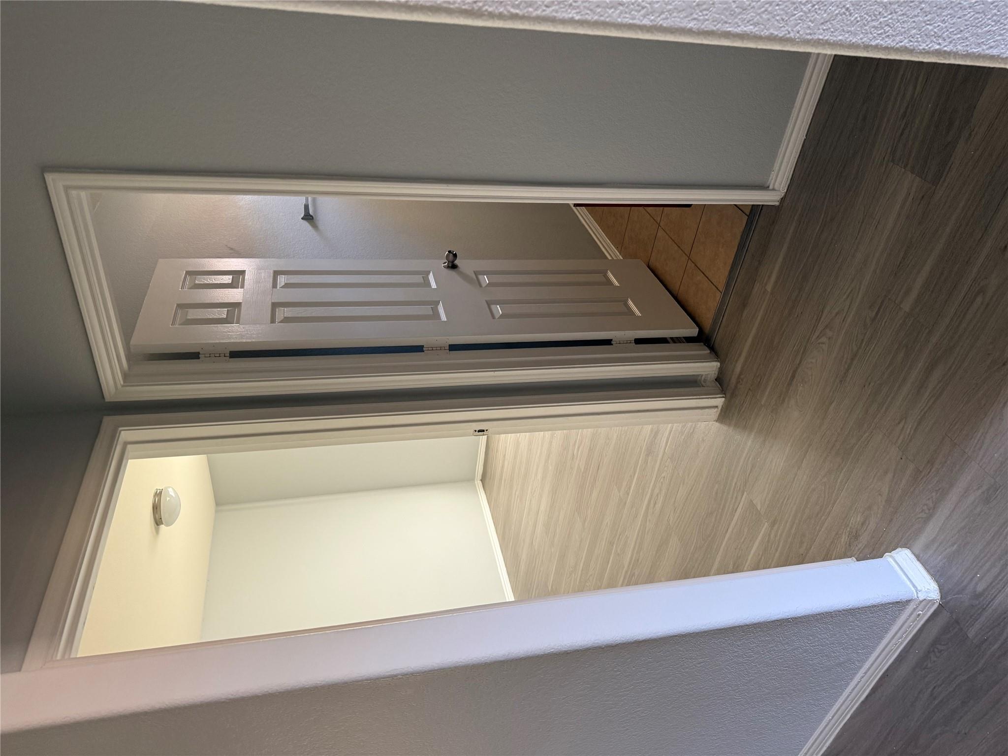 214 Foxglove Dr, Hutto, TX 78634