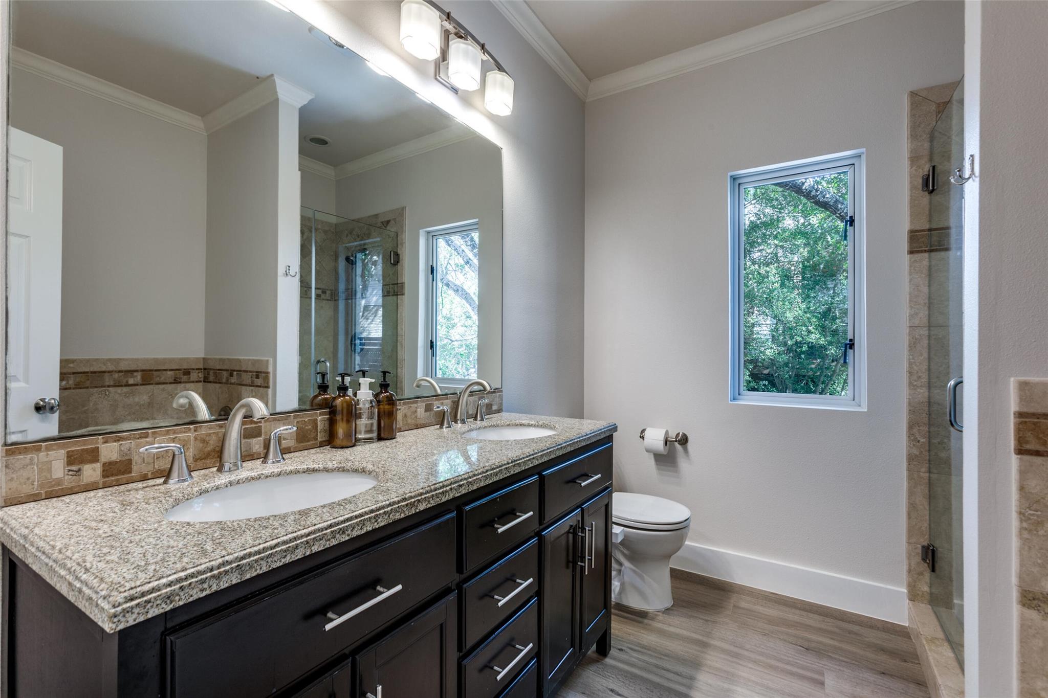 2801 Barton Point Dr, Austin, TX 78733