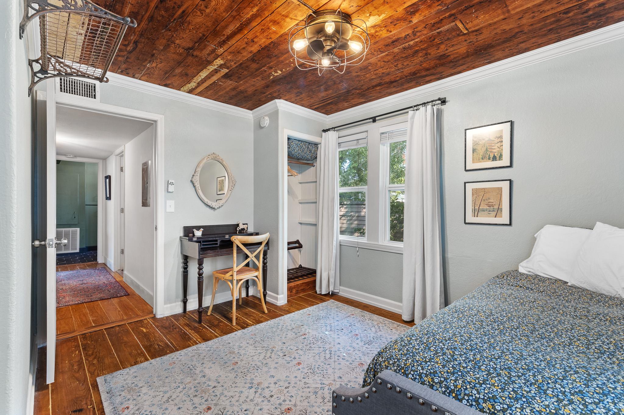 519 E Ashby Pl, San Antonio, TX 78212