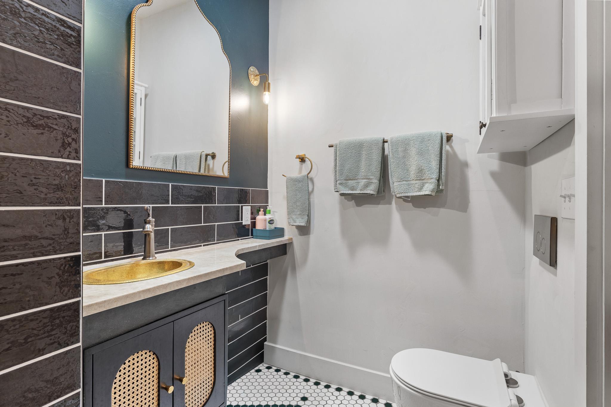 519 E Ashby Pl, San Antonio, TX 78212