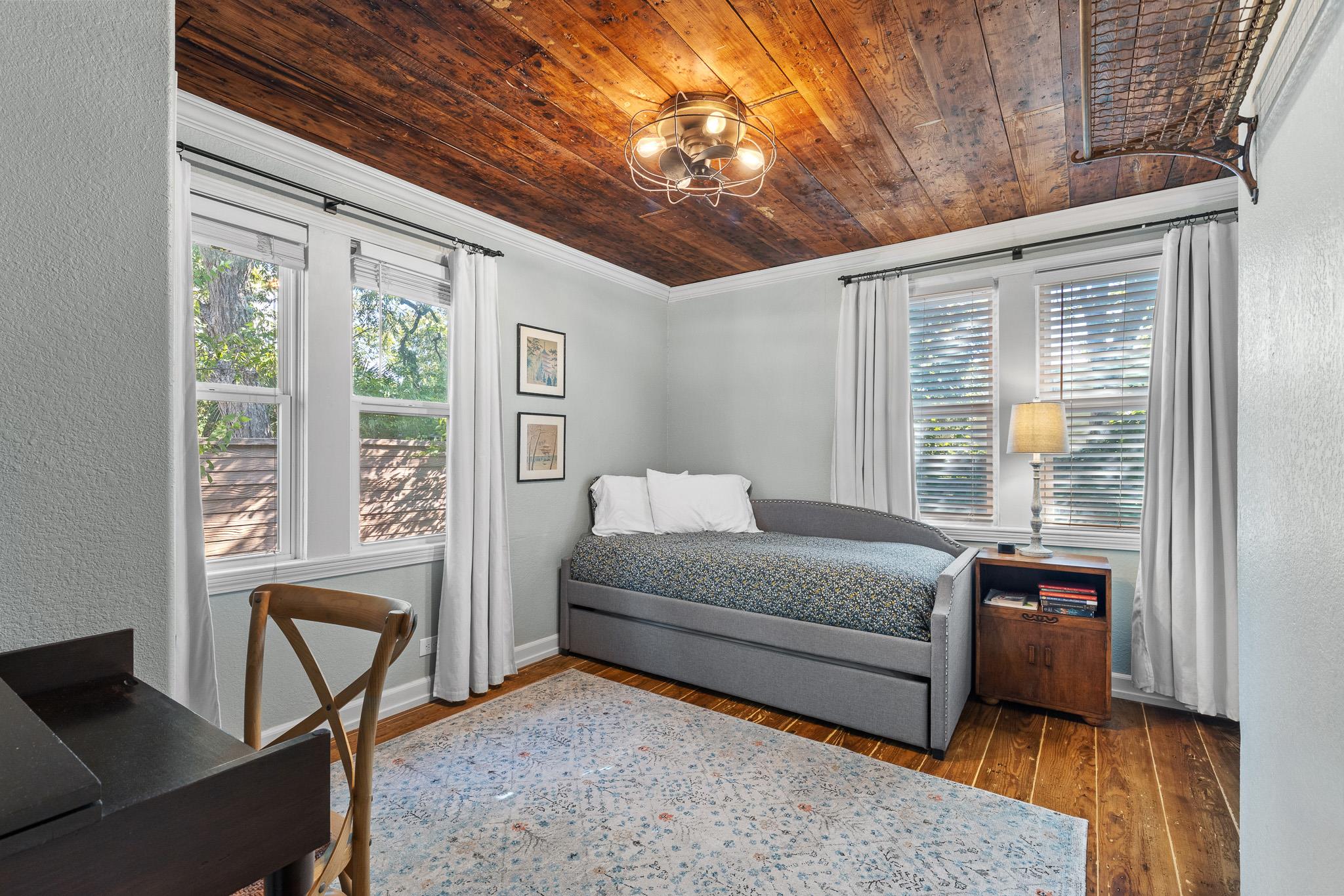 519 E Ashby Pl, San Antonio, TX 78212