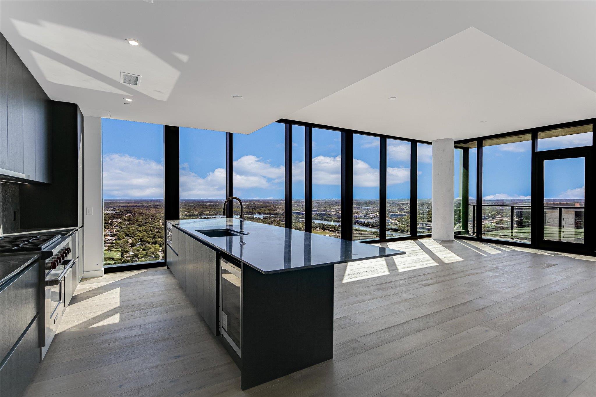 610 Davis St # 4501, Austin, TX 78701