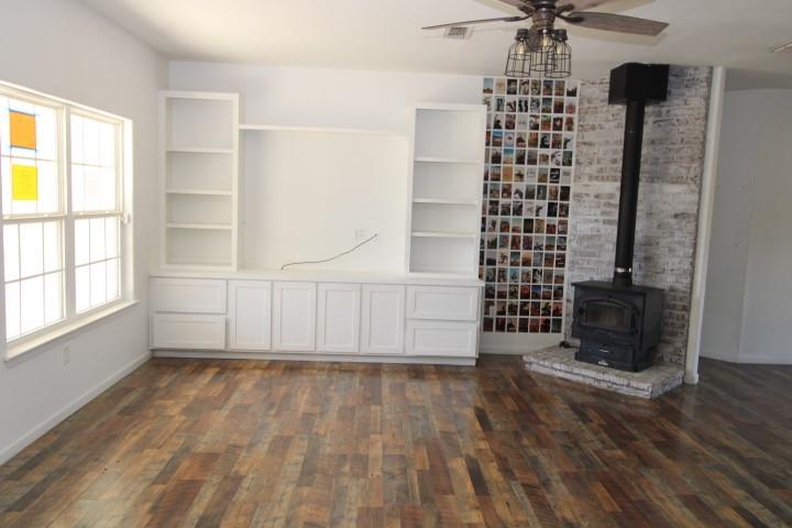 536 E Third St, Hico, TX 76457