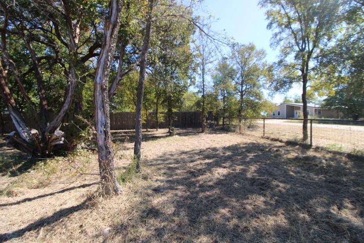 536 E Third St, Hico, TX 76457