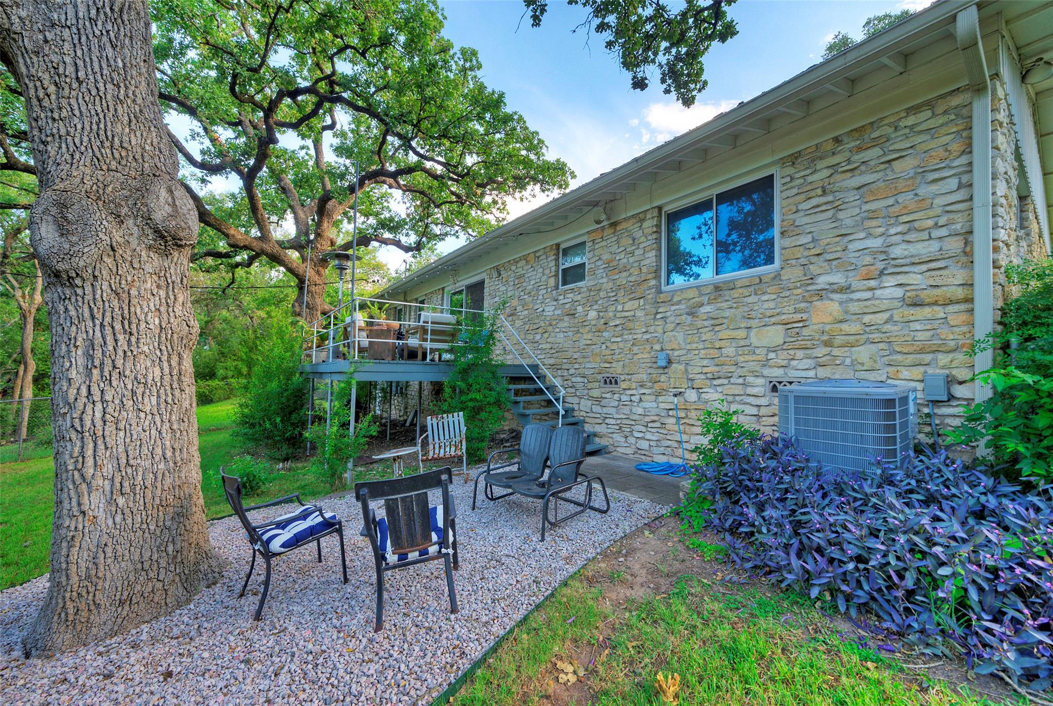 1709 Mariposa Dr, Austin, TX 78741