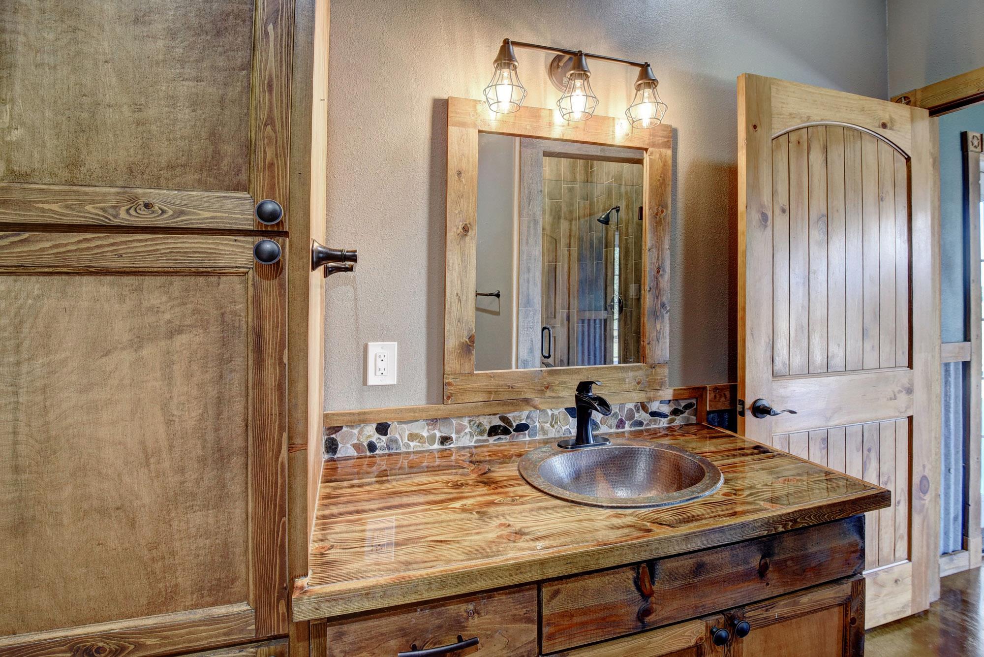 603 Watterson Rd # B and C, Bastrop, TX 78602