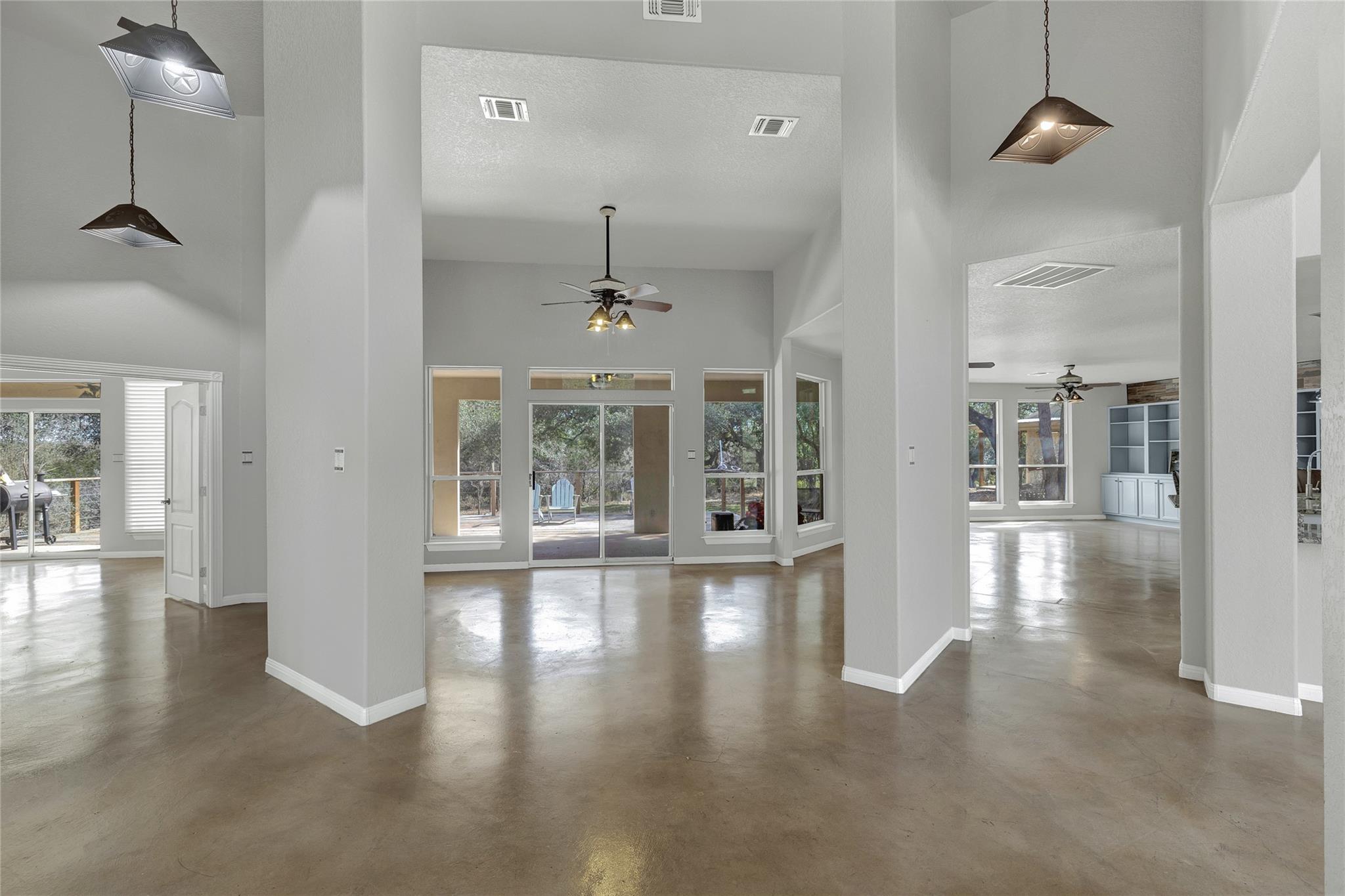 150 Hidden Holw, New Braunfels, TX 78132