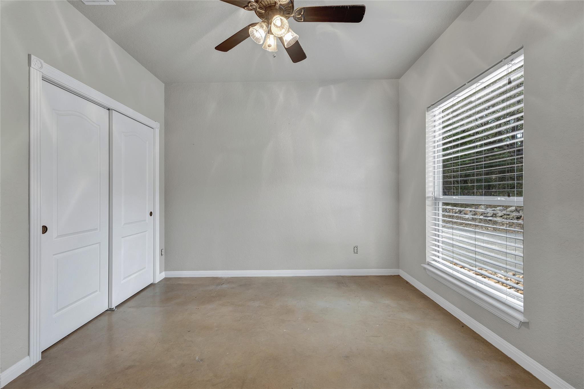 150 Hidden Holw, New Braunfels, TX 78132