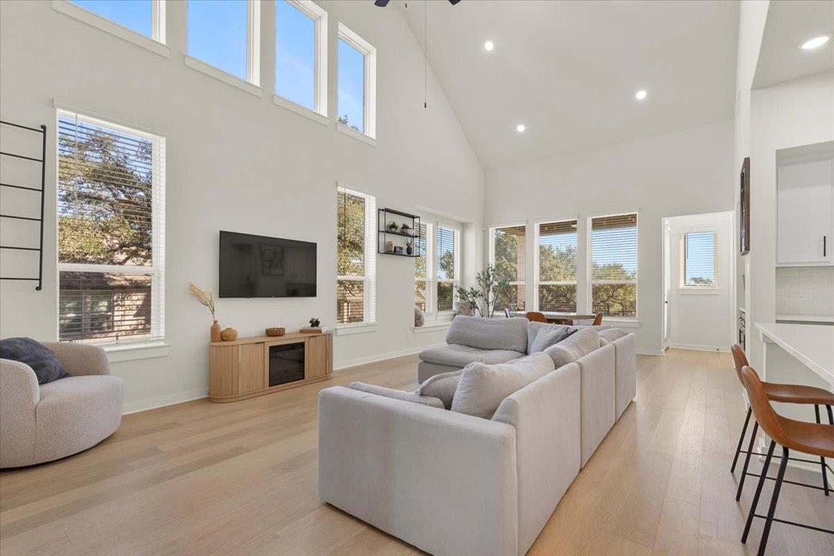 1020 Highcrest, Georgetown, TX 78628