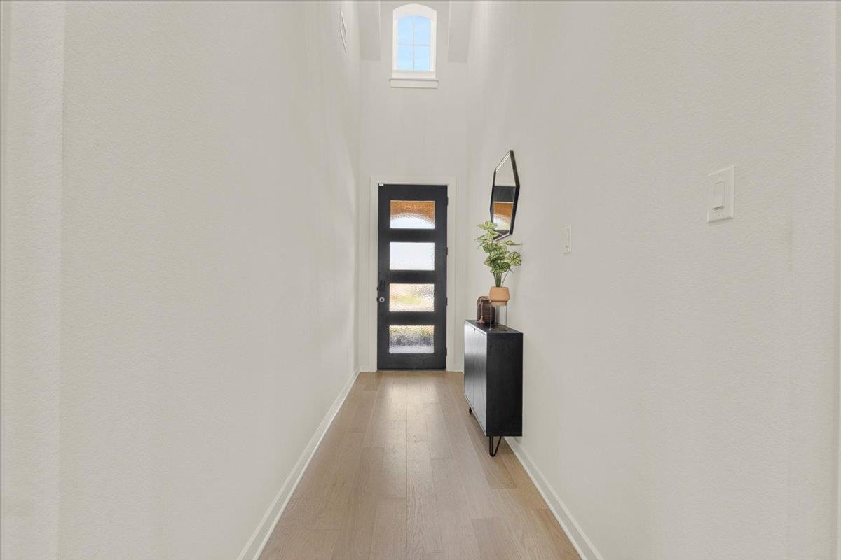 1020 Highcrest, Georgetown, TX 78628