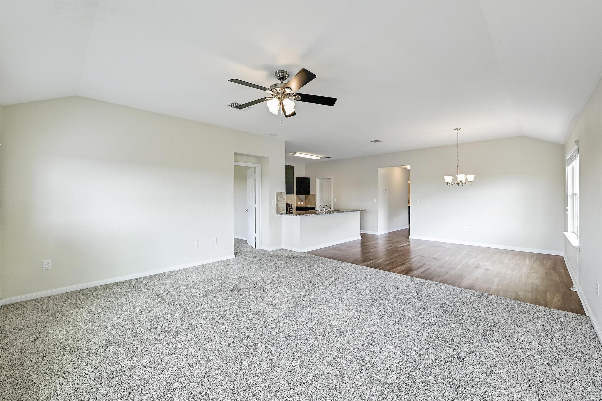 245 Voss, Kyle, TX 78640