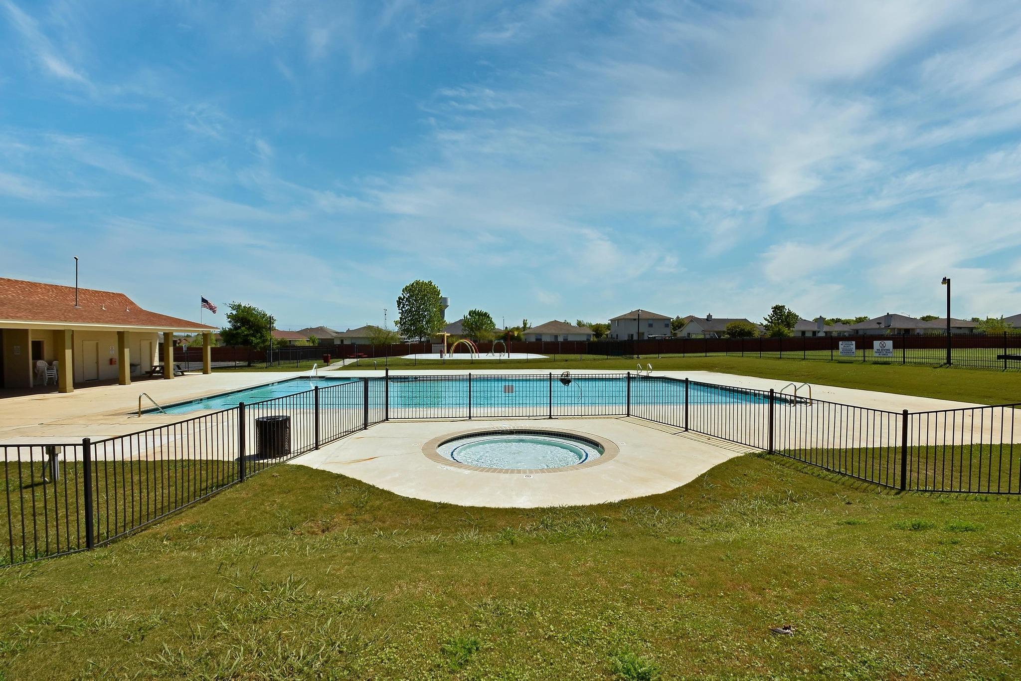 245 Voss, Kyle, TX 78640