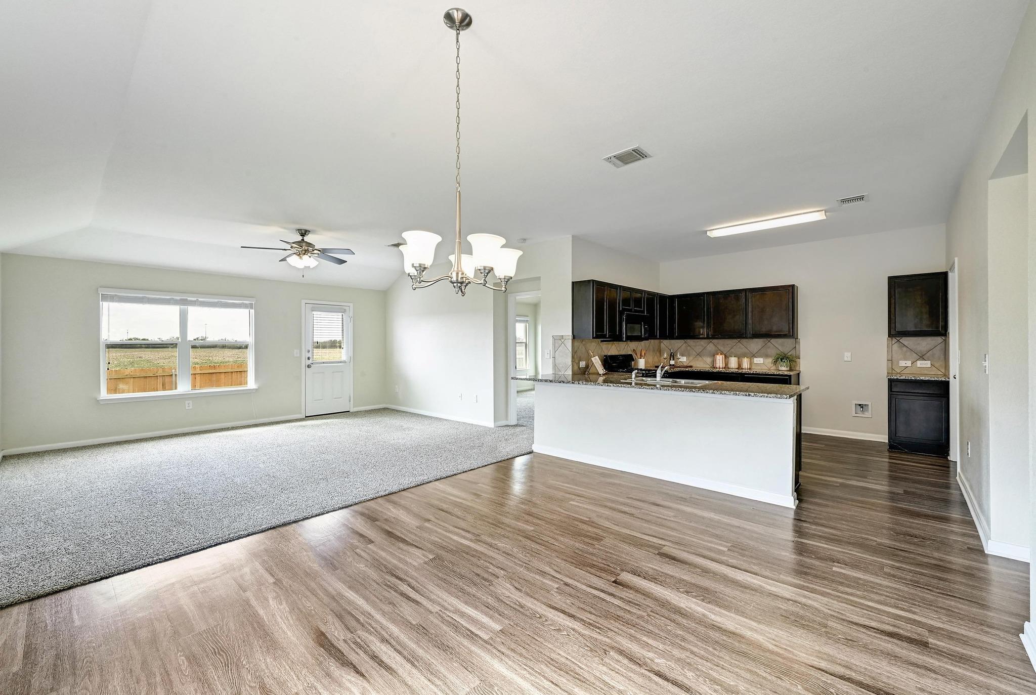 245 Voss, Kyle, TX 78640