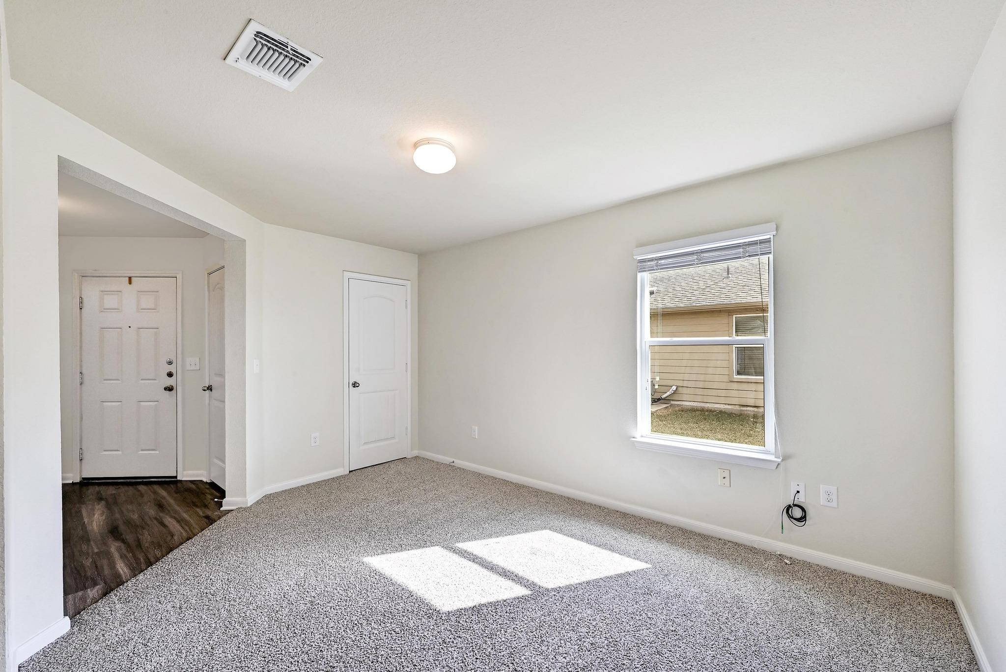 245 Voss, Kyle, TX 78640