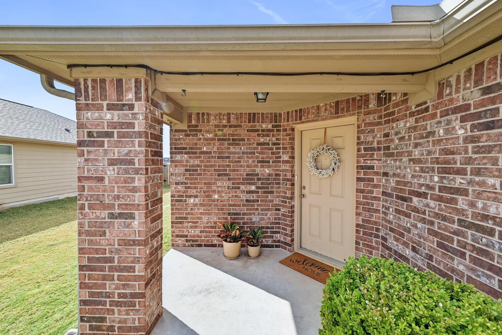 245 Voss, Kyle, TX 78640