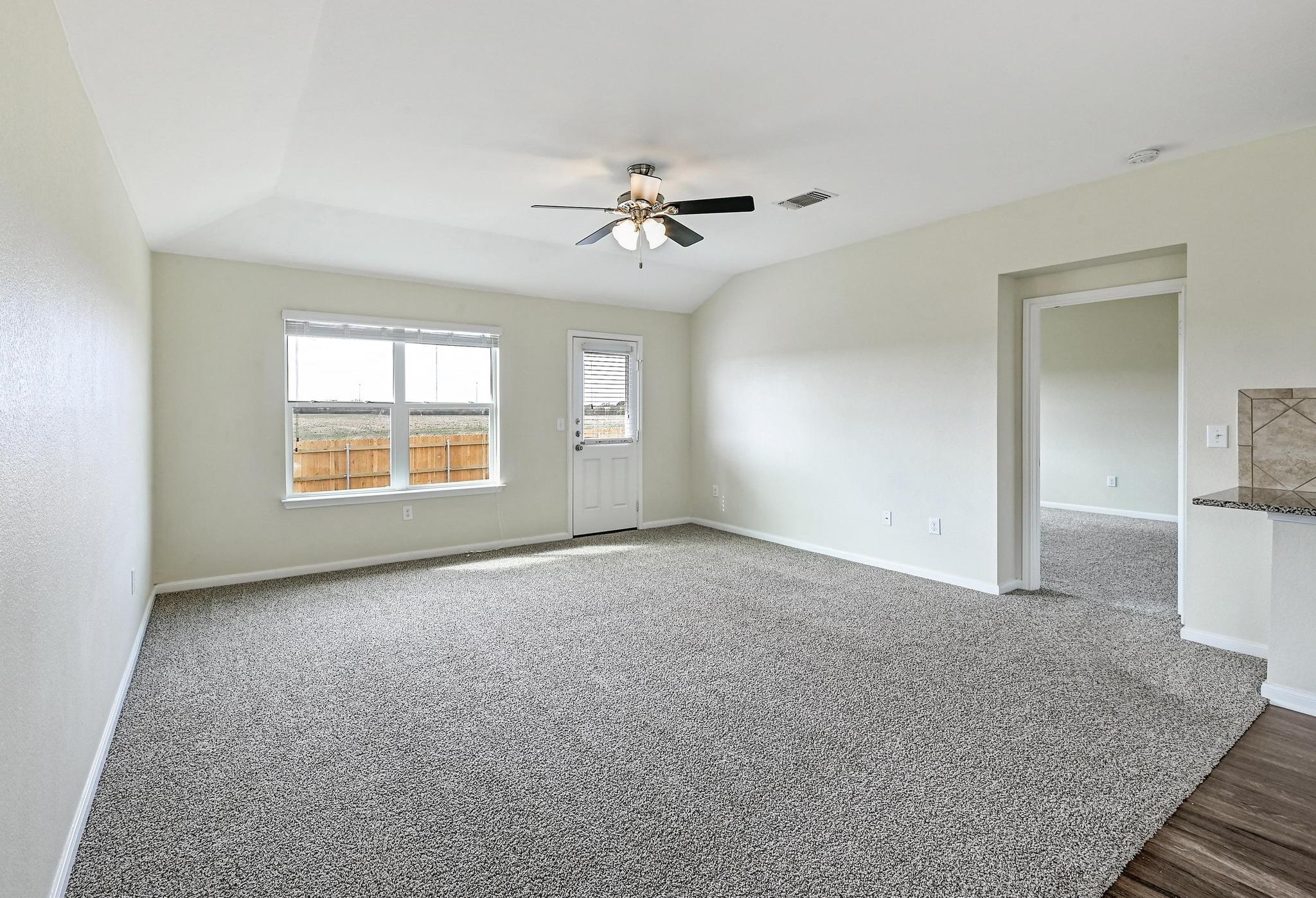 245 Voss, Kyle, TX 78640