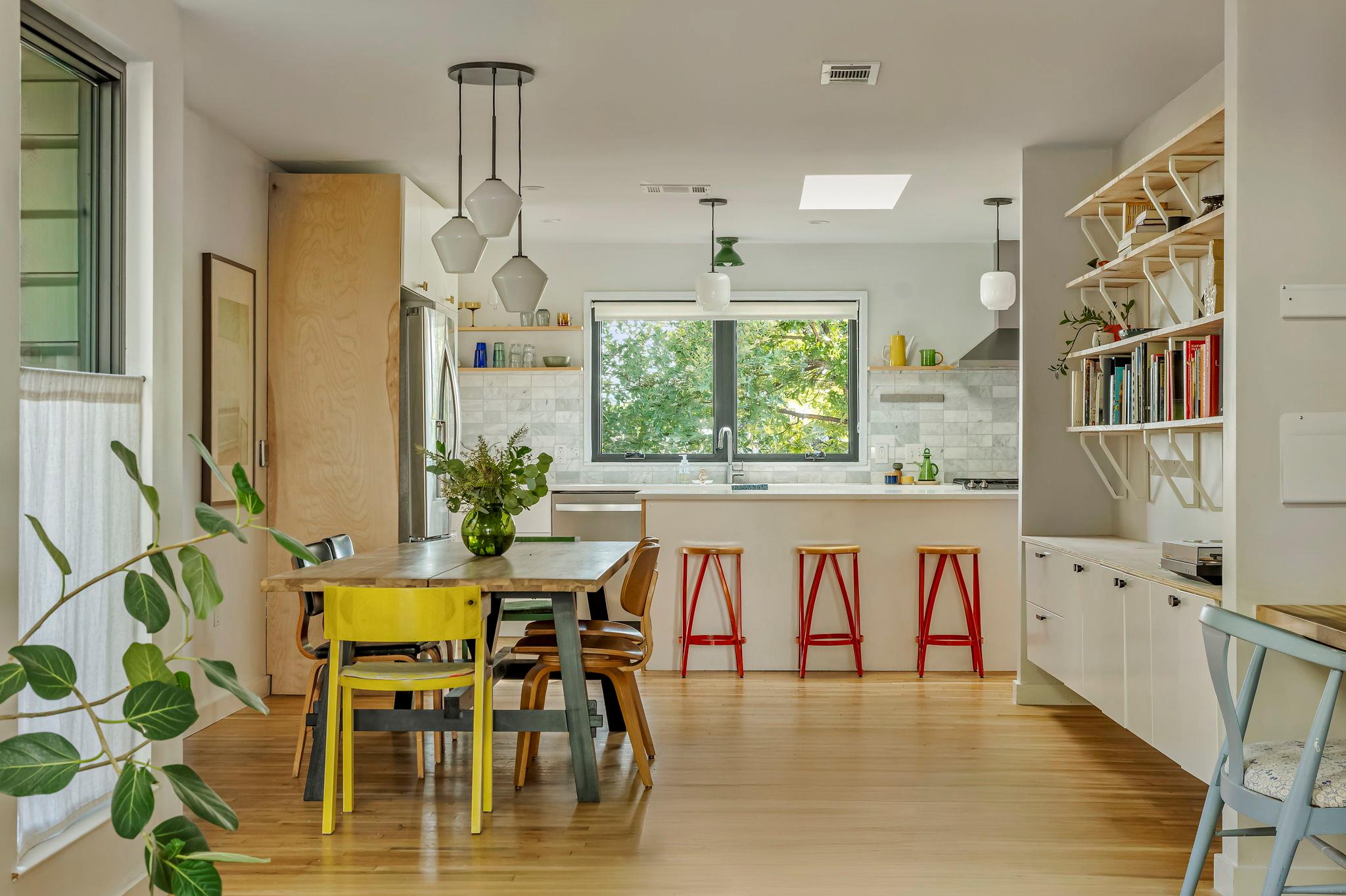 618 Denson Dr, Austin, TX 78752