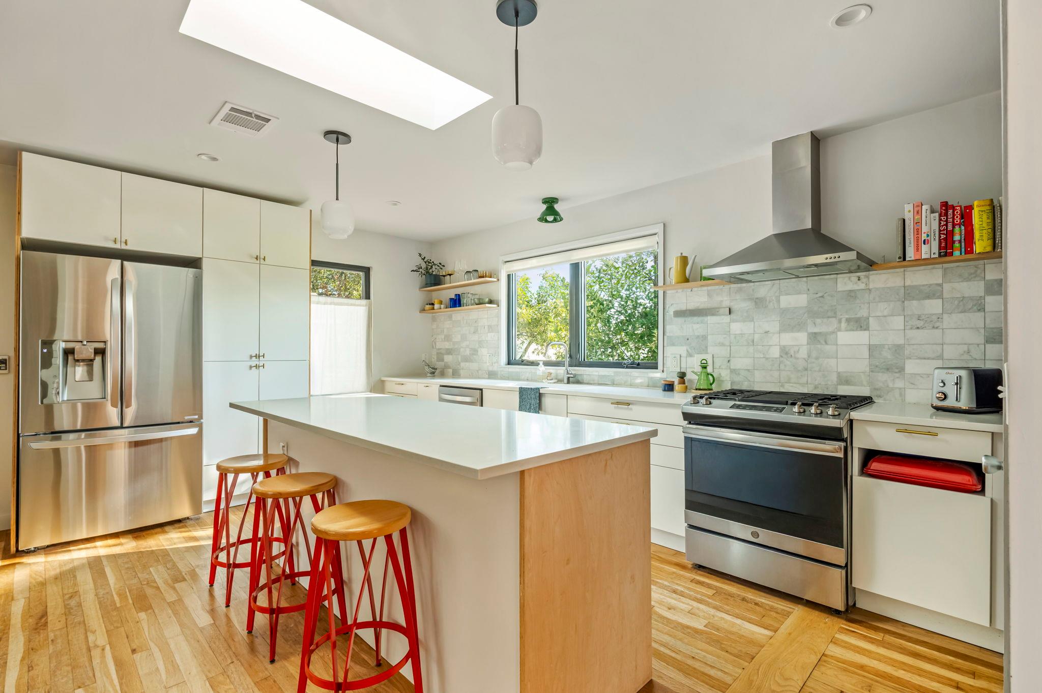 618 Denson Dr, Austin, TX 78752