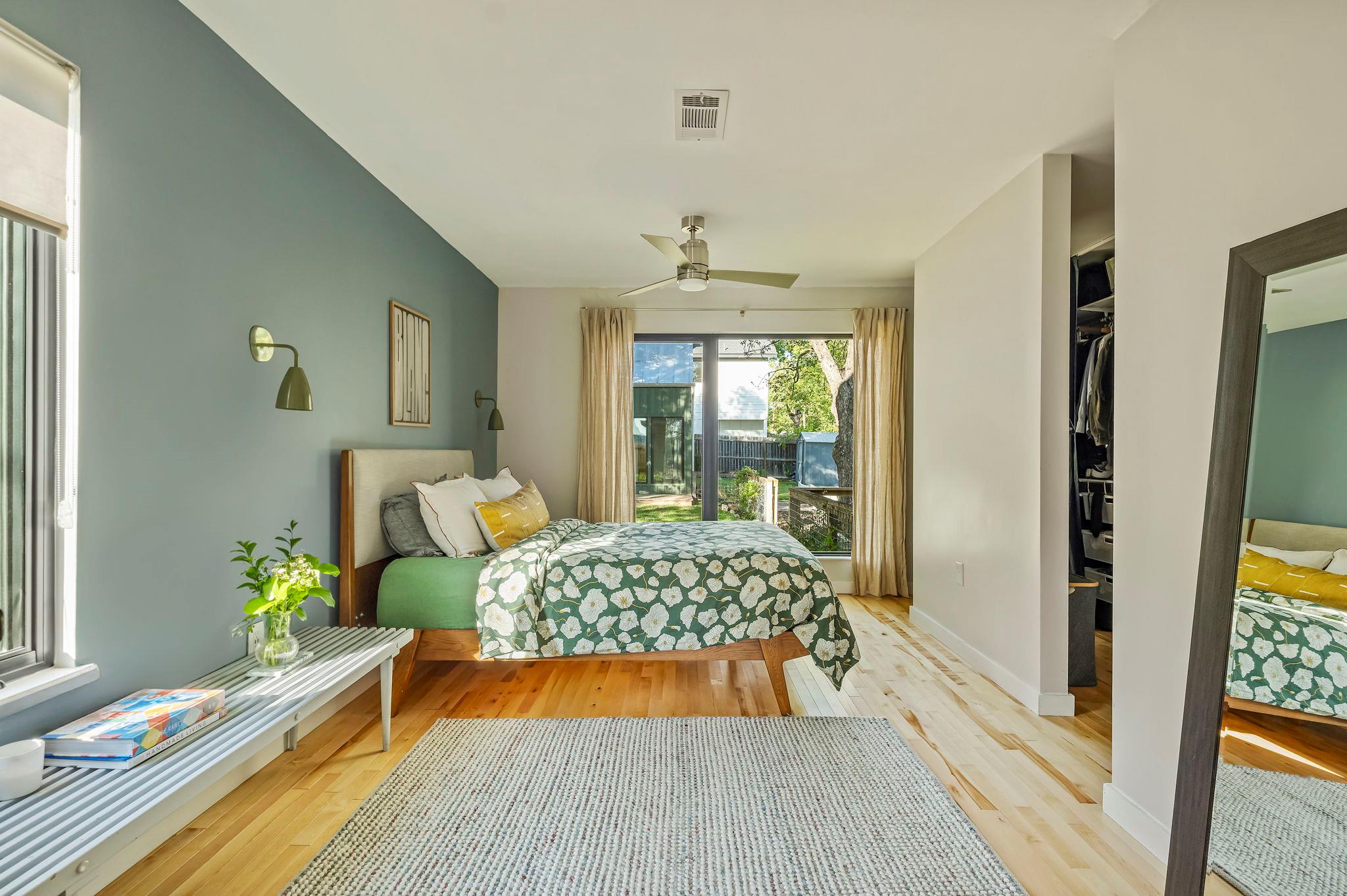 618 Denson Dr, Austin, TX 78752