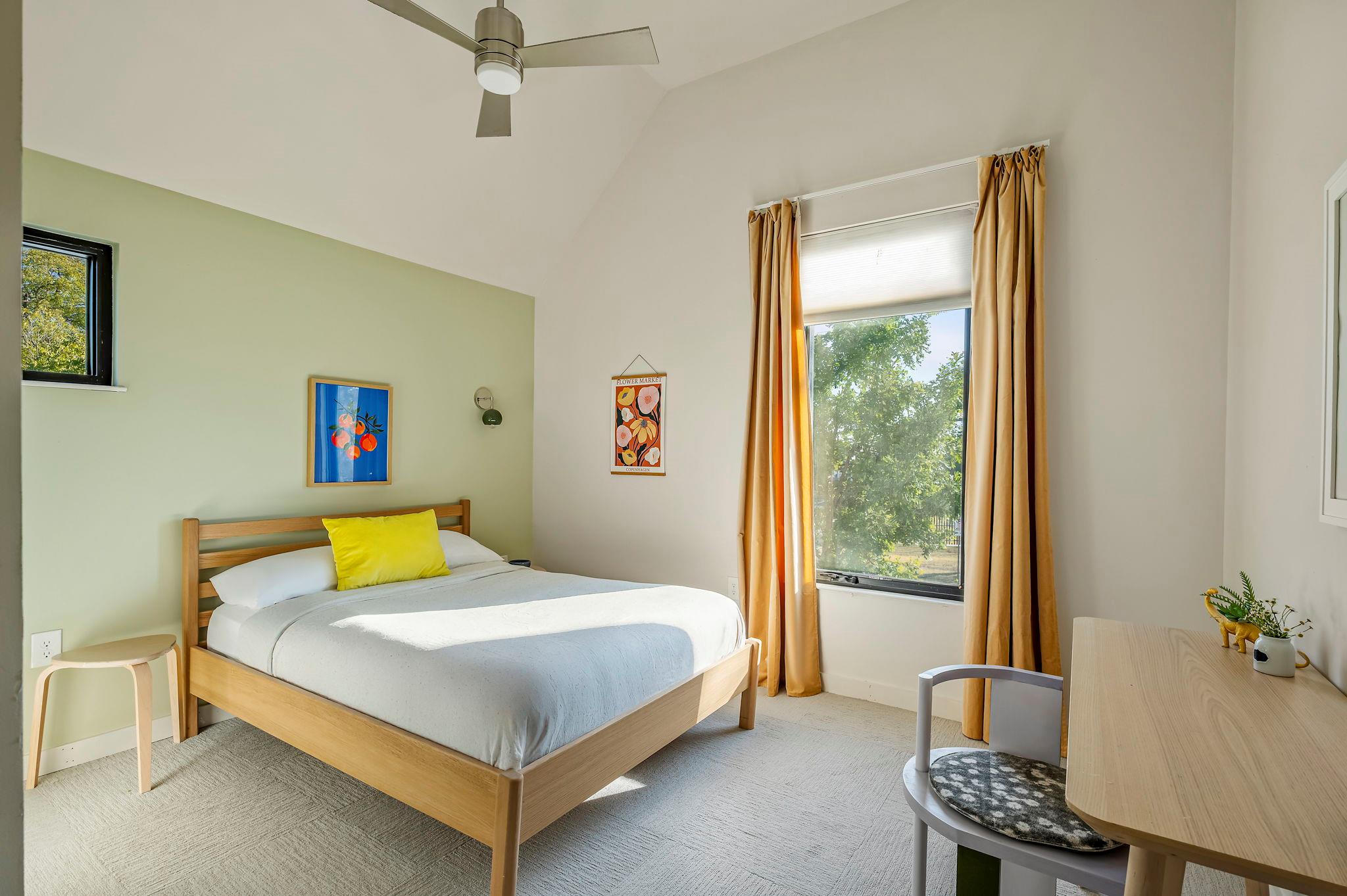 618 Denson Dr, Austin, TX 78752