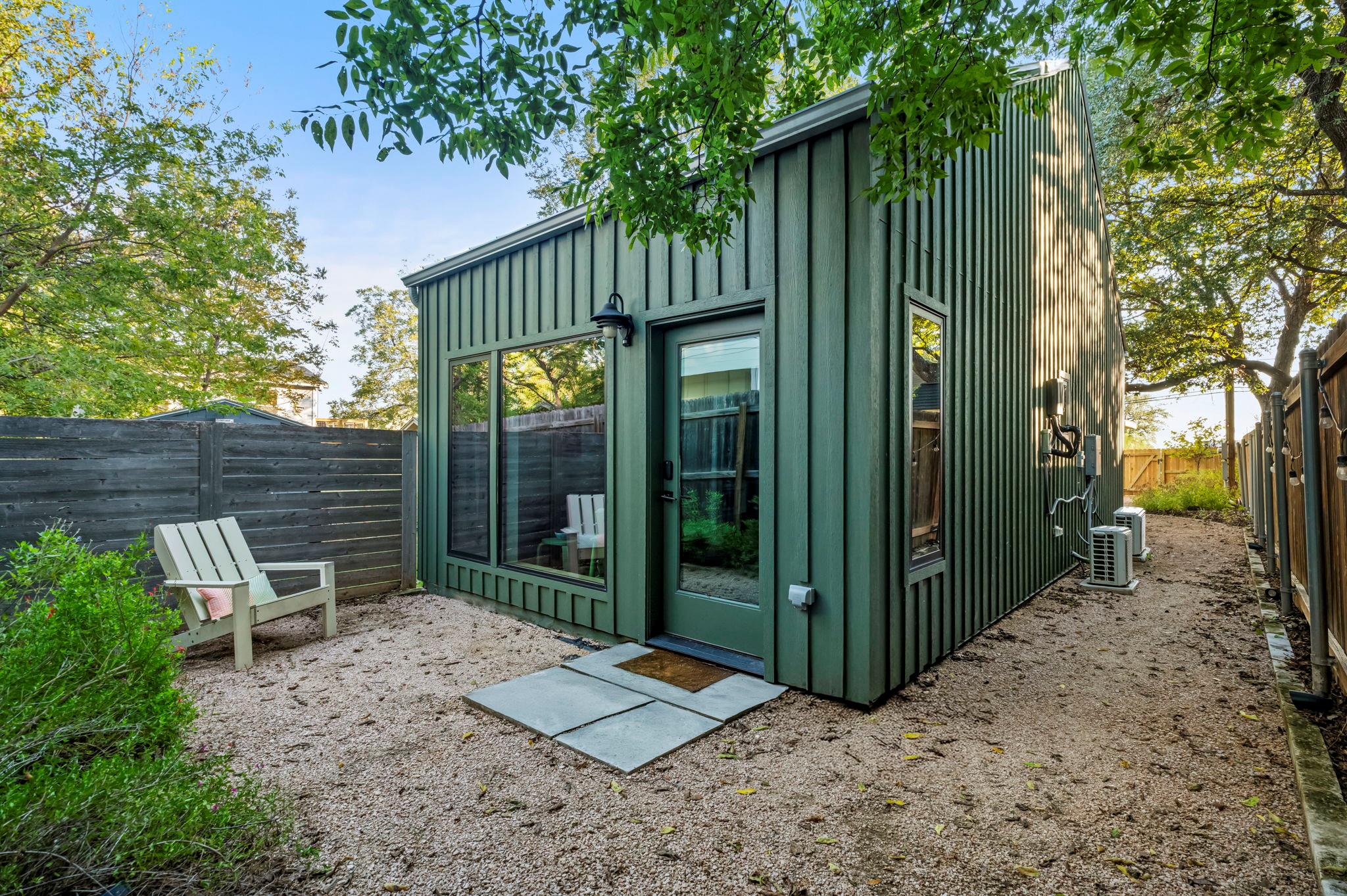 618 Denson Dr, Austin, TX 78752