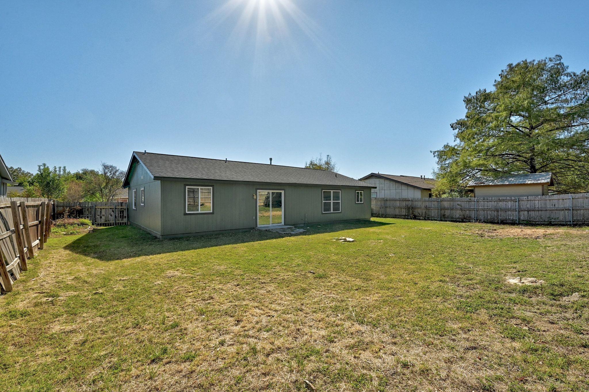 1306 Green Downs Dr, Round Rock, TX 78664