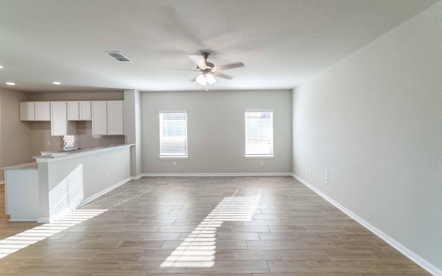 1208 Marvin Grv, Seguin, TX 78155