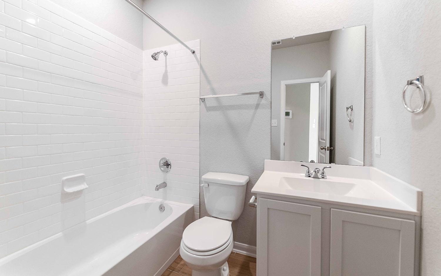 1208 Marvin Grv, Seguin, TX 78155