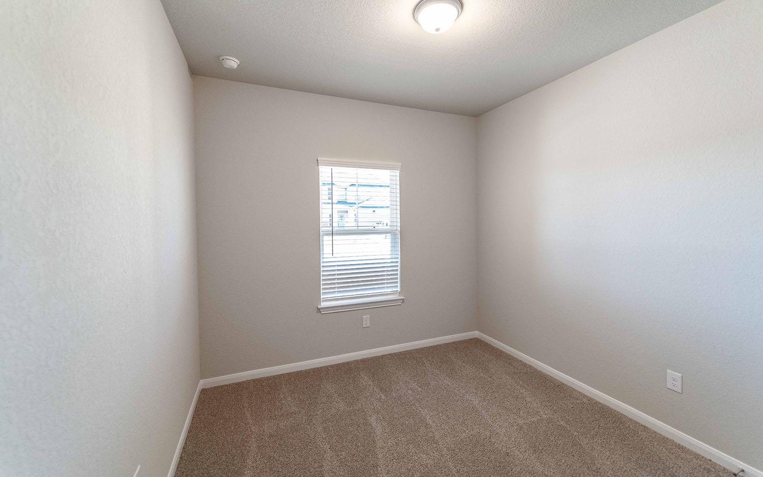 1208 Marvin Grv, Seguin, TX 78155