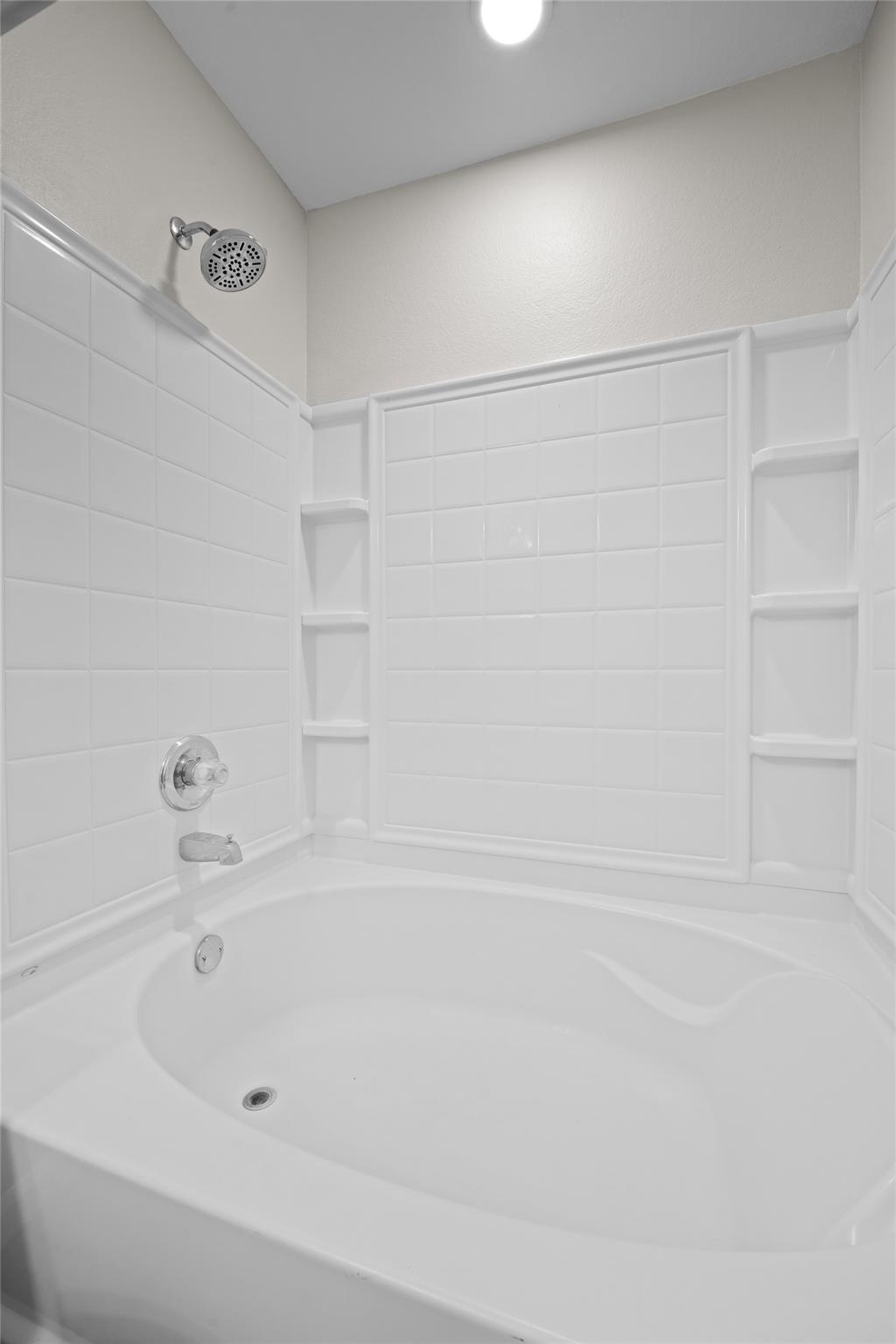 300 Leanne Dr, Georgetown, TX 78633