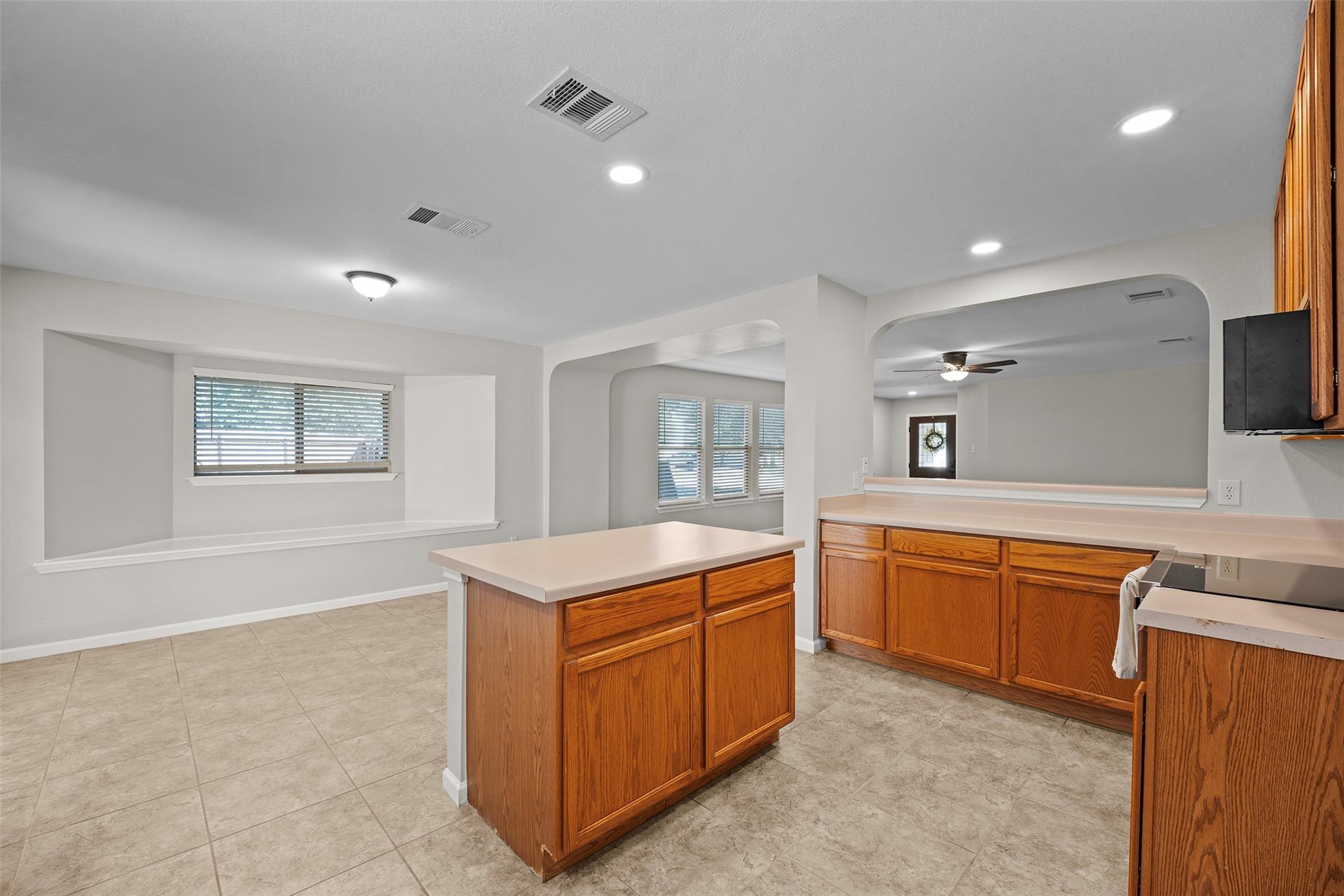 300 Leanne Dr, Georgetown, TX 78633