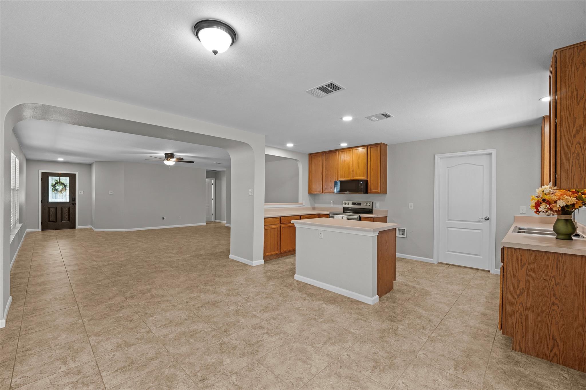 300 Leanne Dr, Georgetown, TX 78633