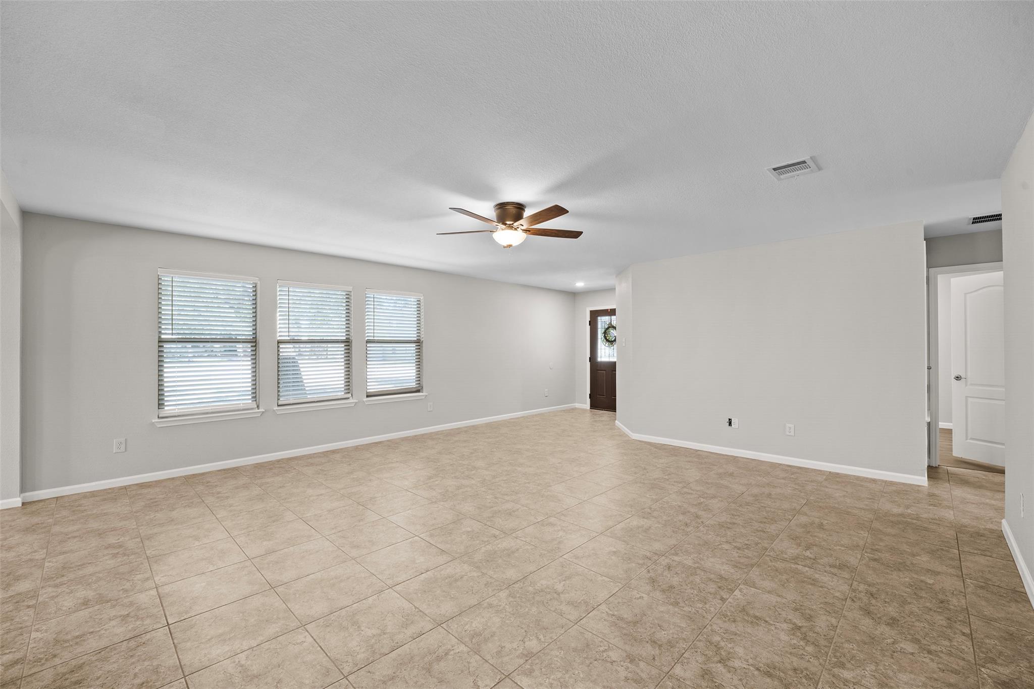 300 Leanne Dr, Georgetown, TX 78633