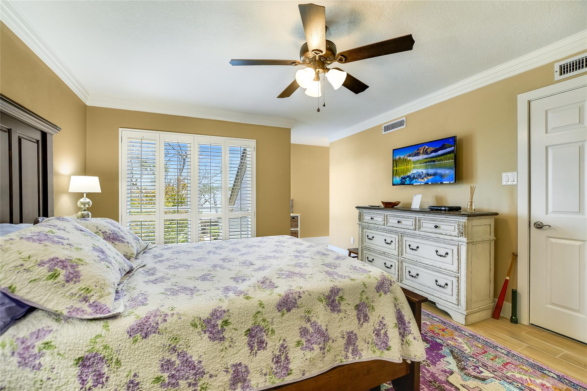 118 World Of Tennis Sq, Lakeway, TX 78738