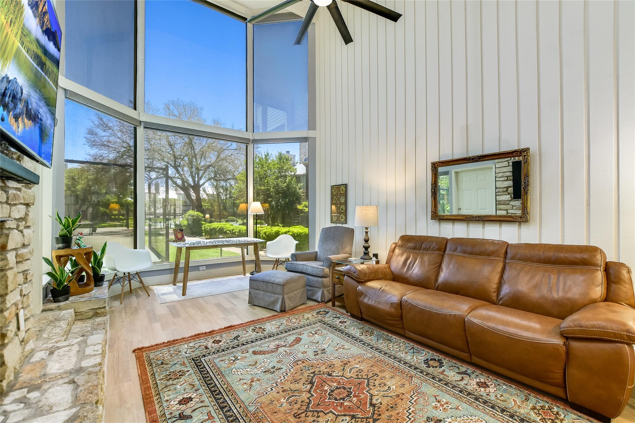 118 World Of Tennis Sq, Lakeway, TX 78738