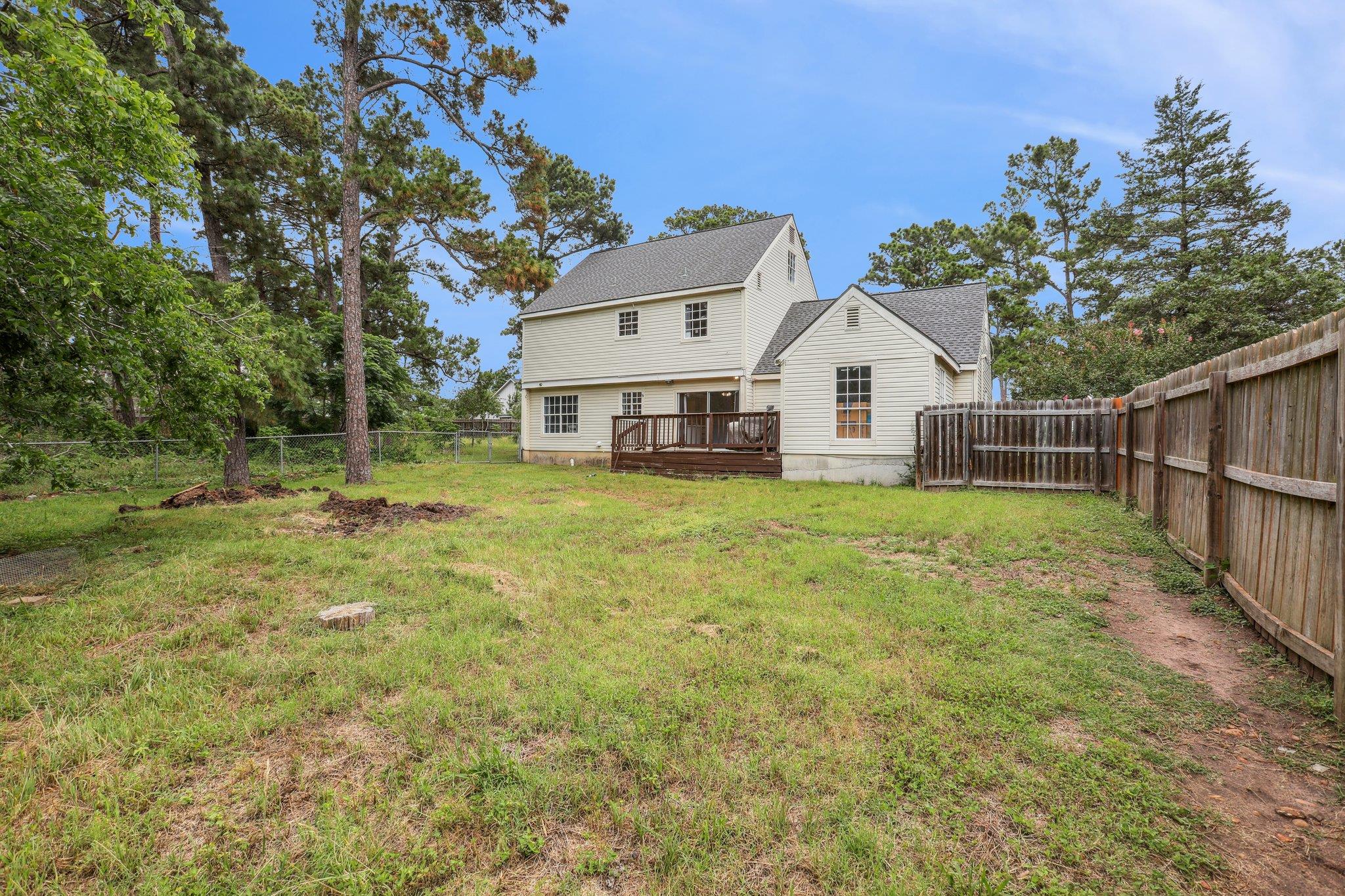 126 Kukui Ct, Bastrop, TX 78602