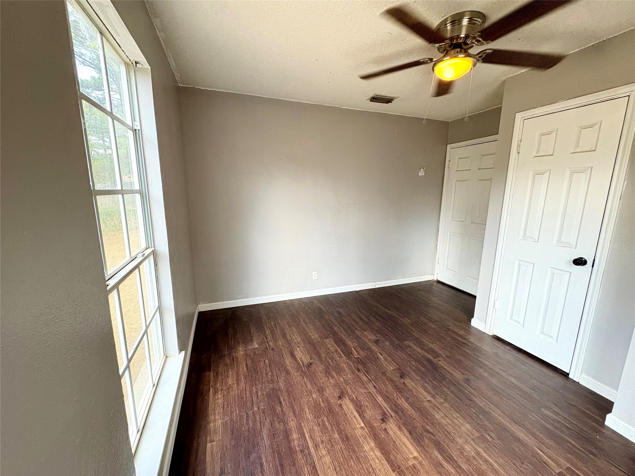 126 Kukui Ct, Bastrop, TX 78602