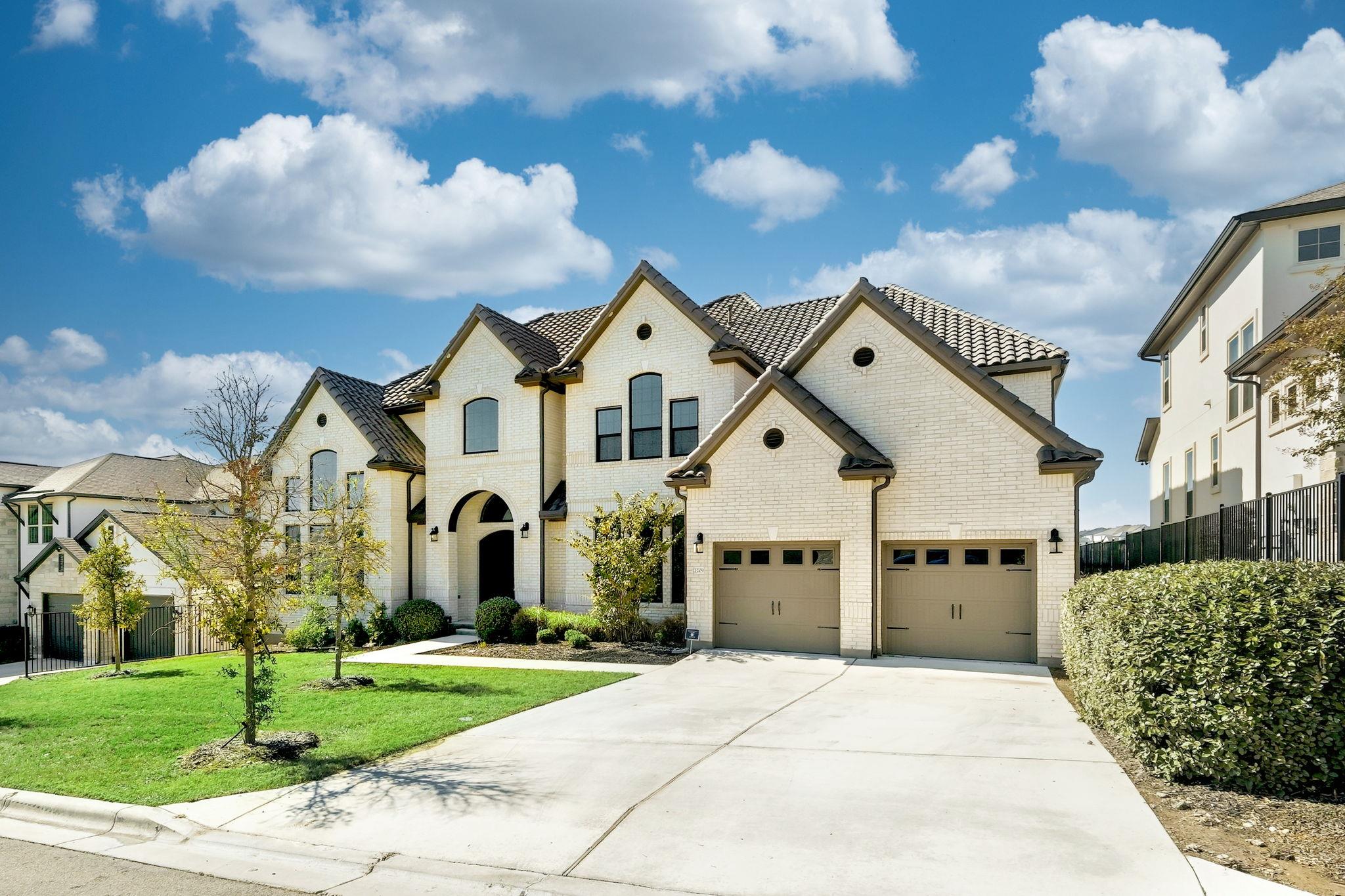 2209 Bel Paese Bnd, Leander, TX 78641