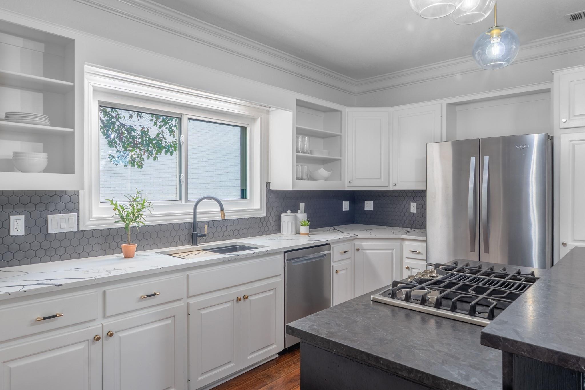 4703 Hickory Holw, Austin, TX 78731