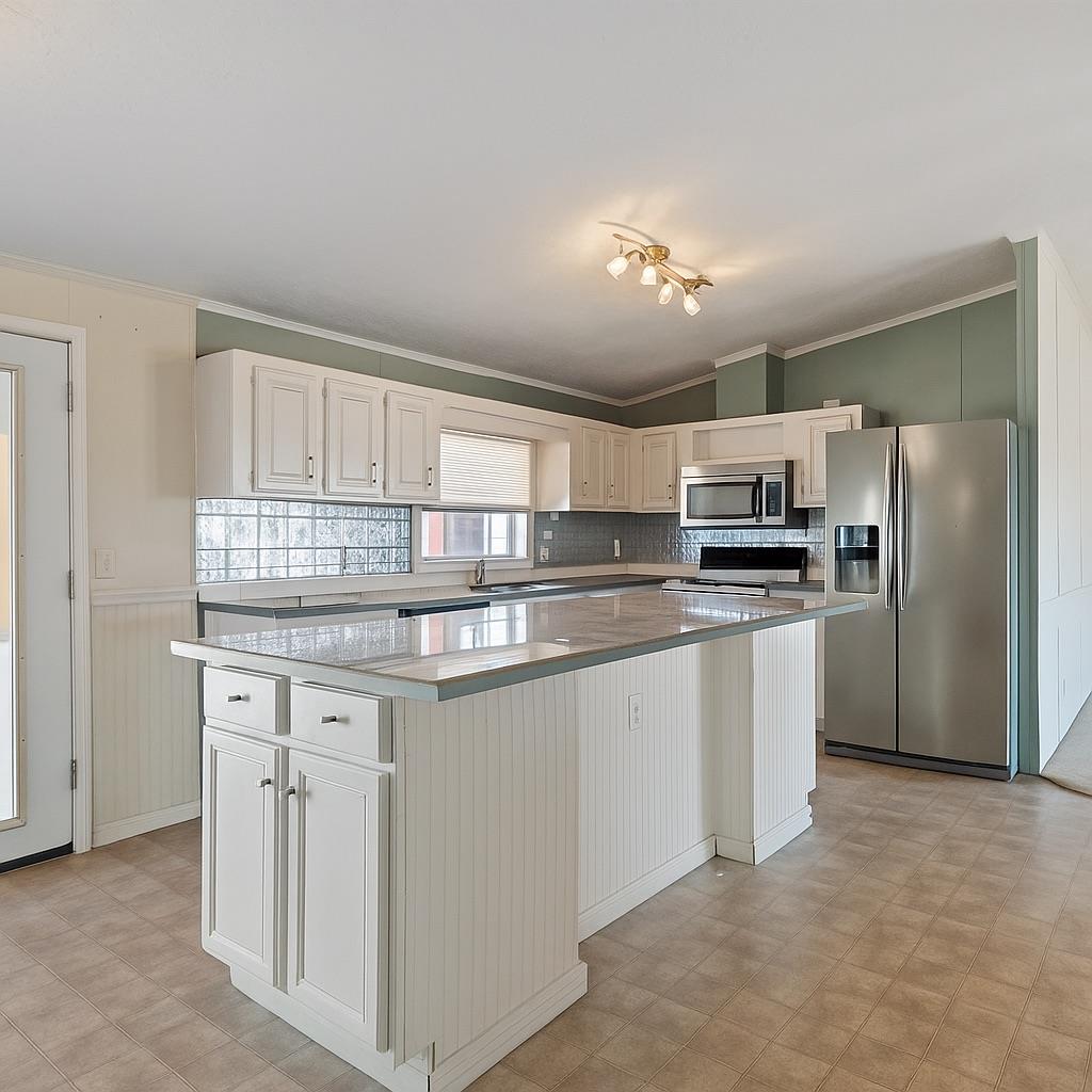 1600 County Road 465, Elgin, TX 78621