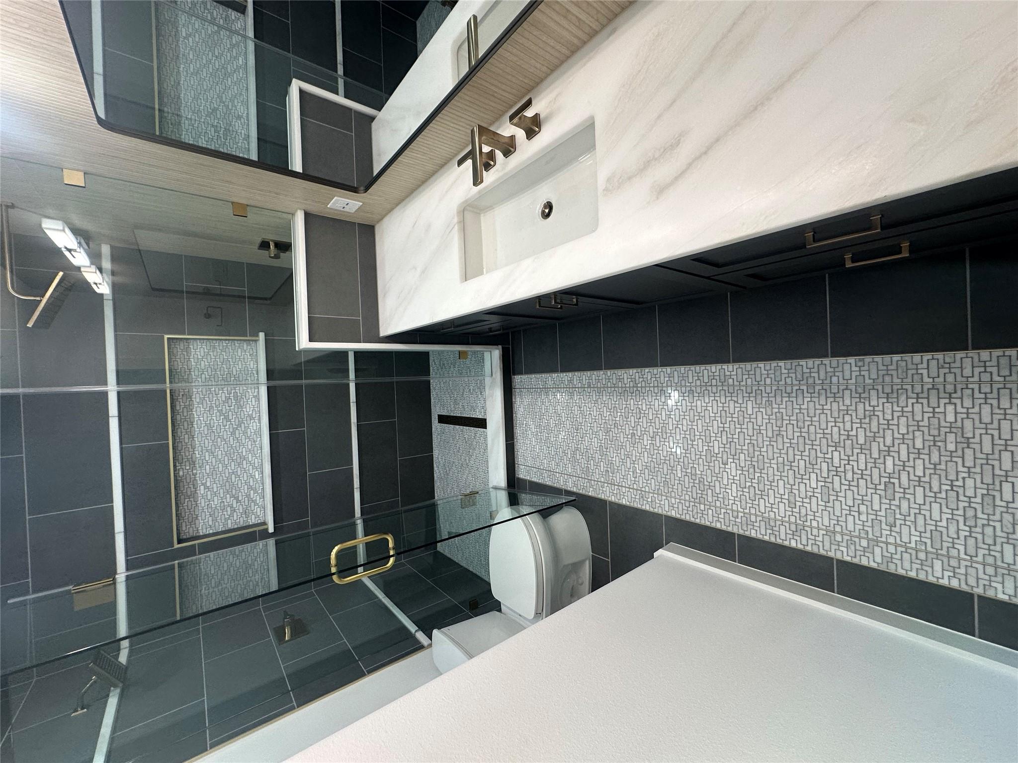 4910 Woodcreek Rd, Austin, TX 78749