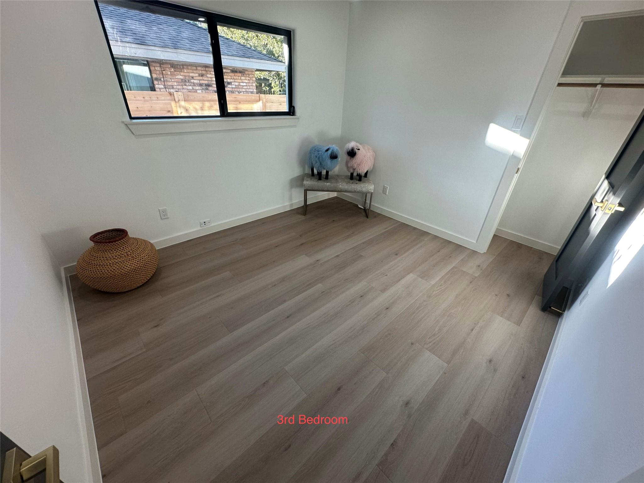 4910 Woodcreek Rd, Austin, TX 78749