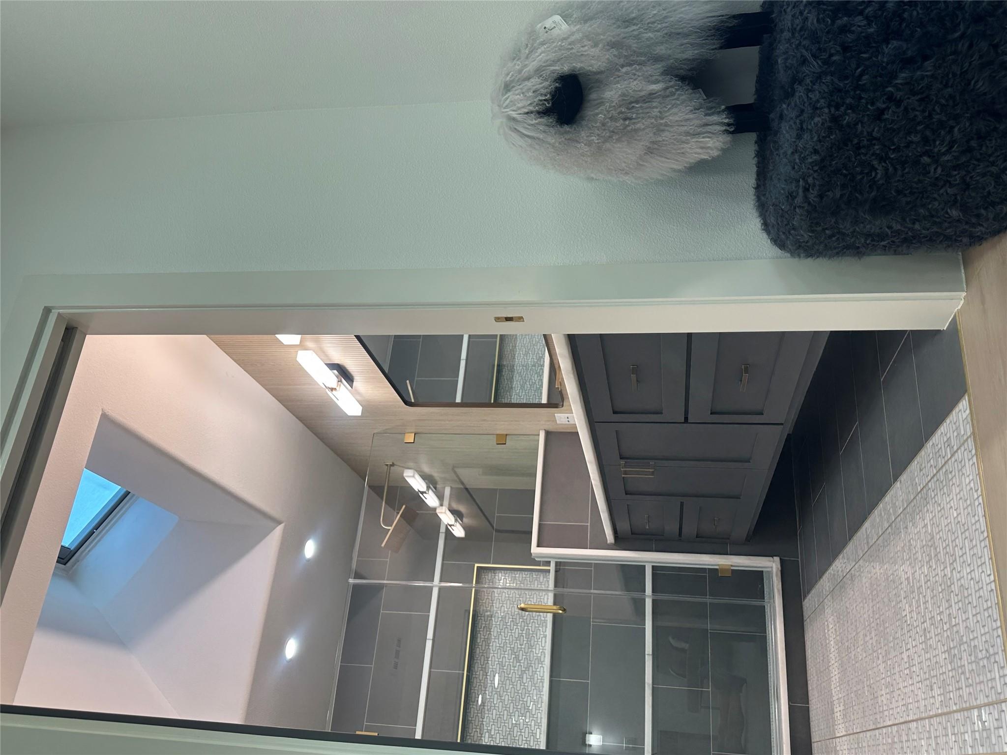 4910 Woodcreek Rd, Austin, TX 78749