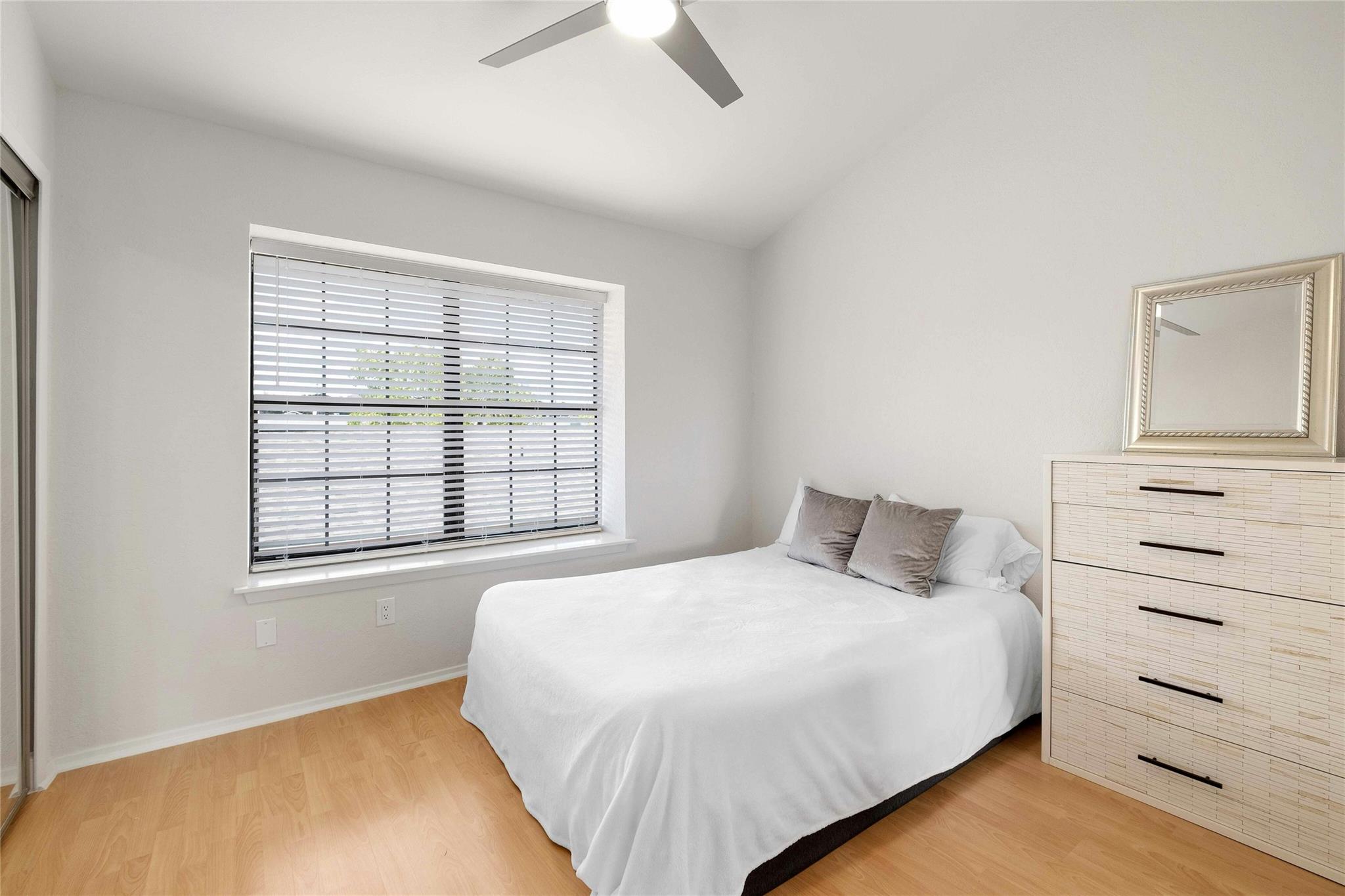 2215 Post Rd # 2033, Austin, TX 78704