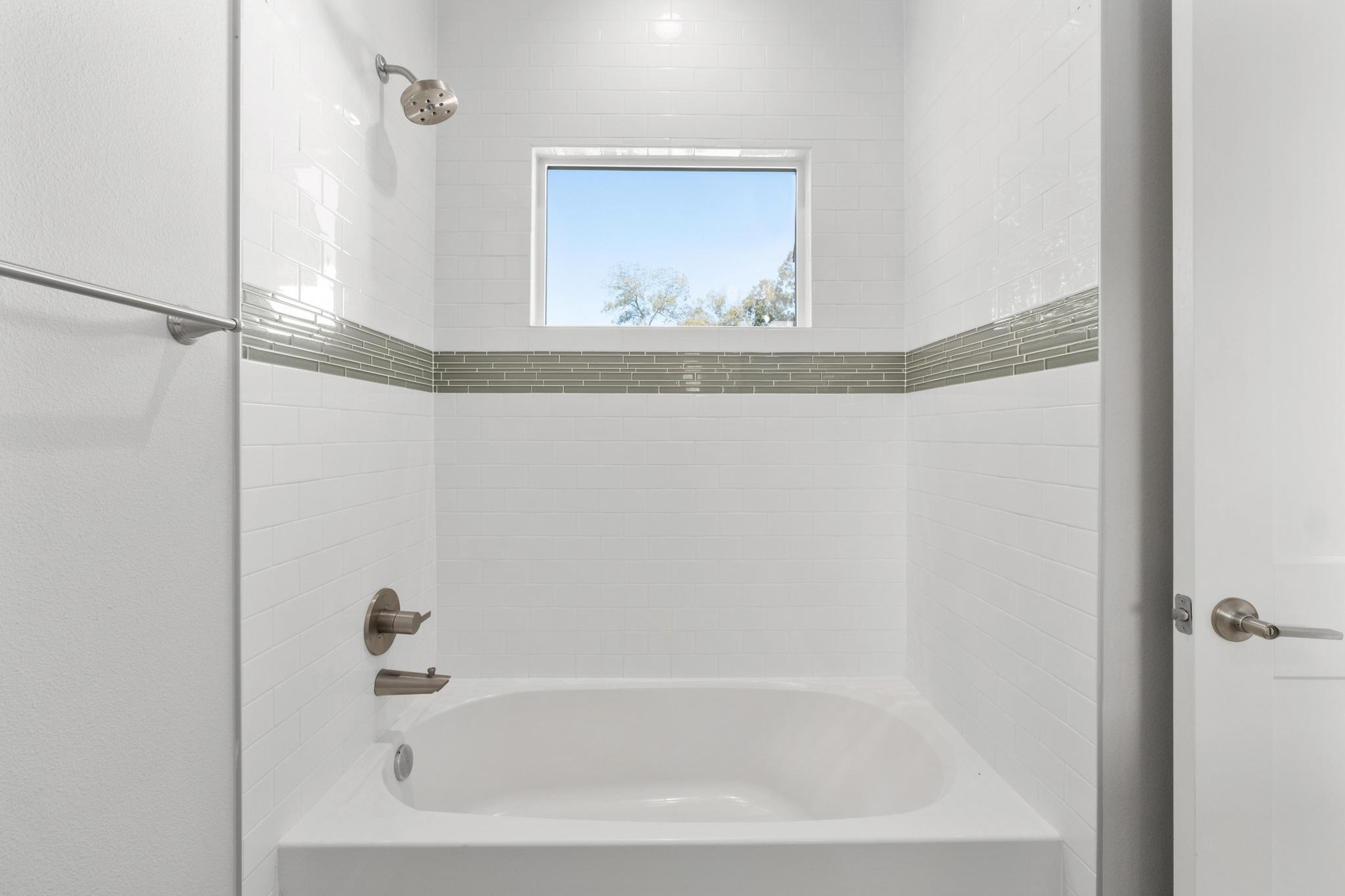 2209 Willow St # B, Austin, TX 78702