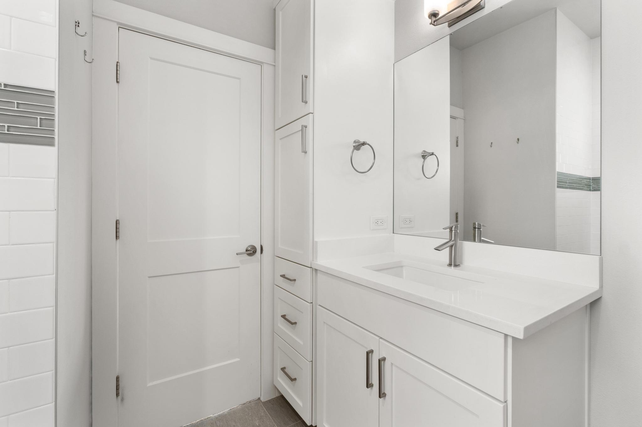 2209 Willow St # B, Austin, TX 78702