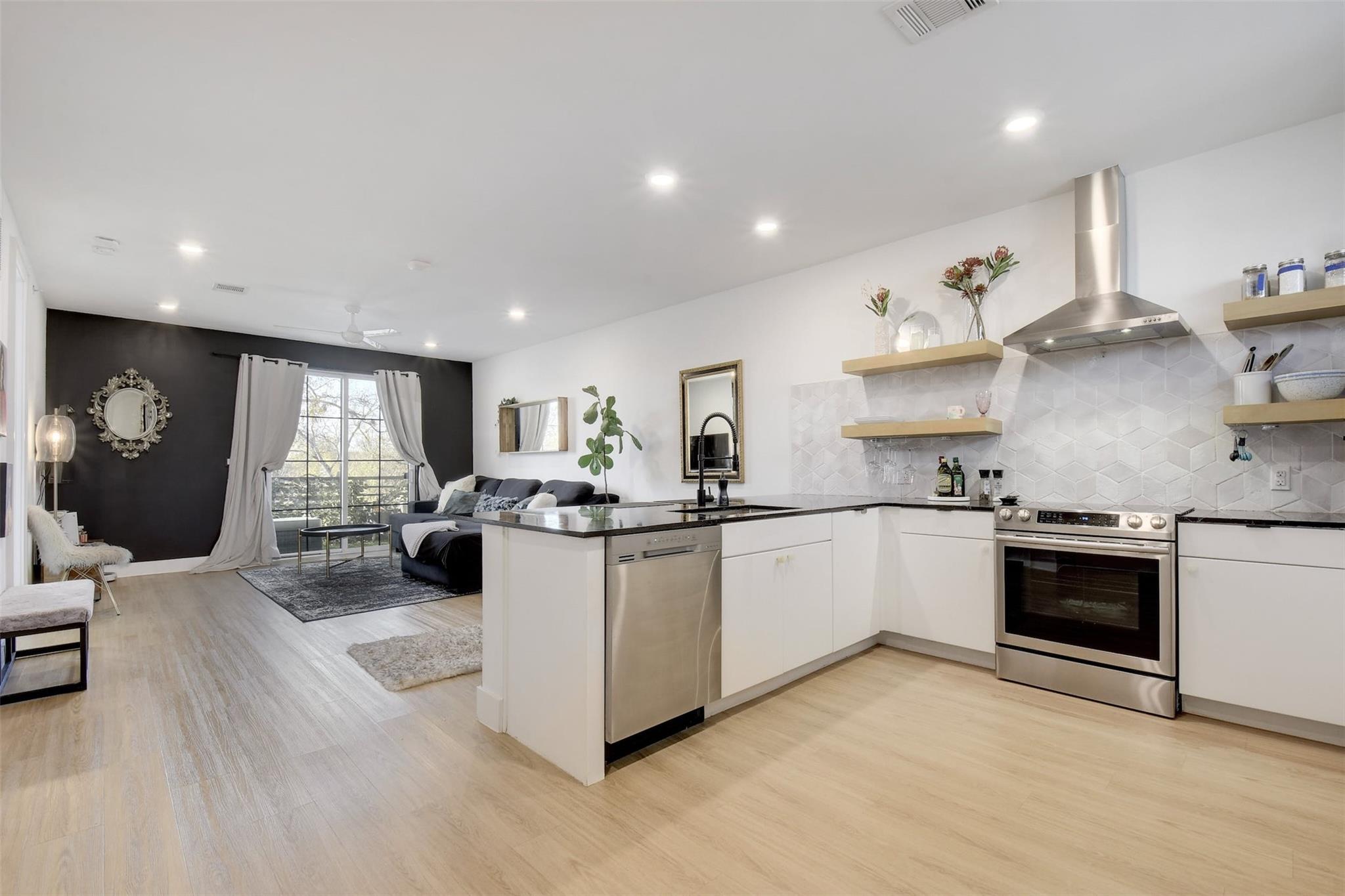 2709 E. 5th St # 2303, Austin, TX 78702