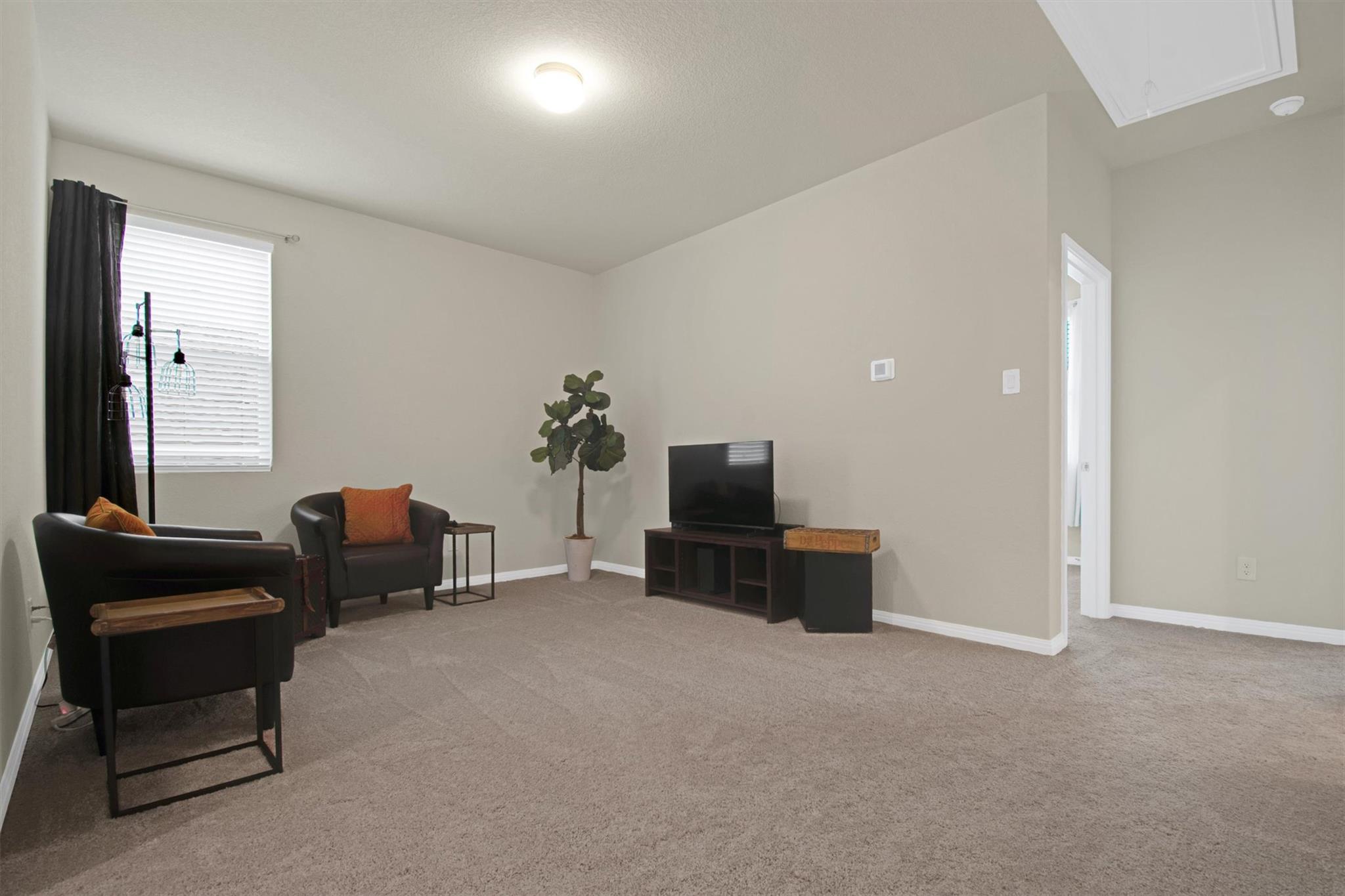 124 Barret Dr, Liberty Hill, TX 78642