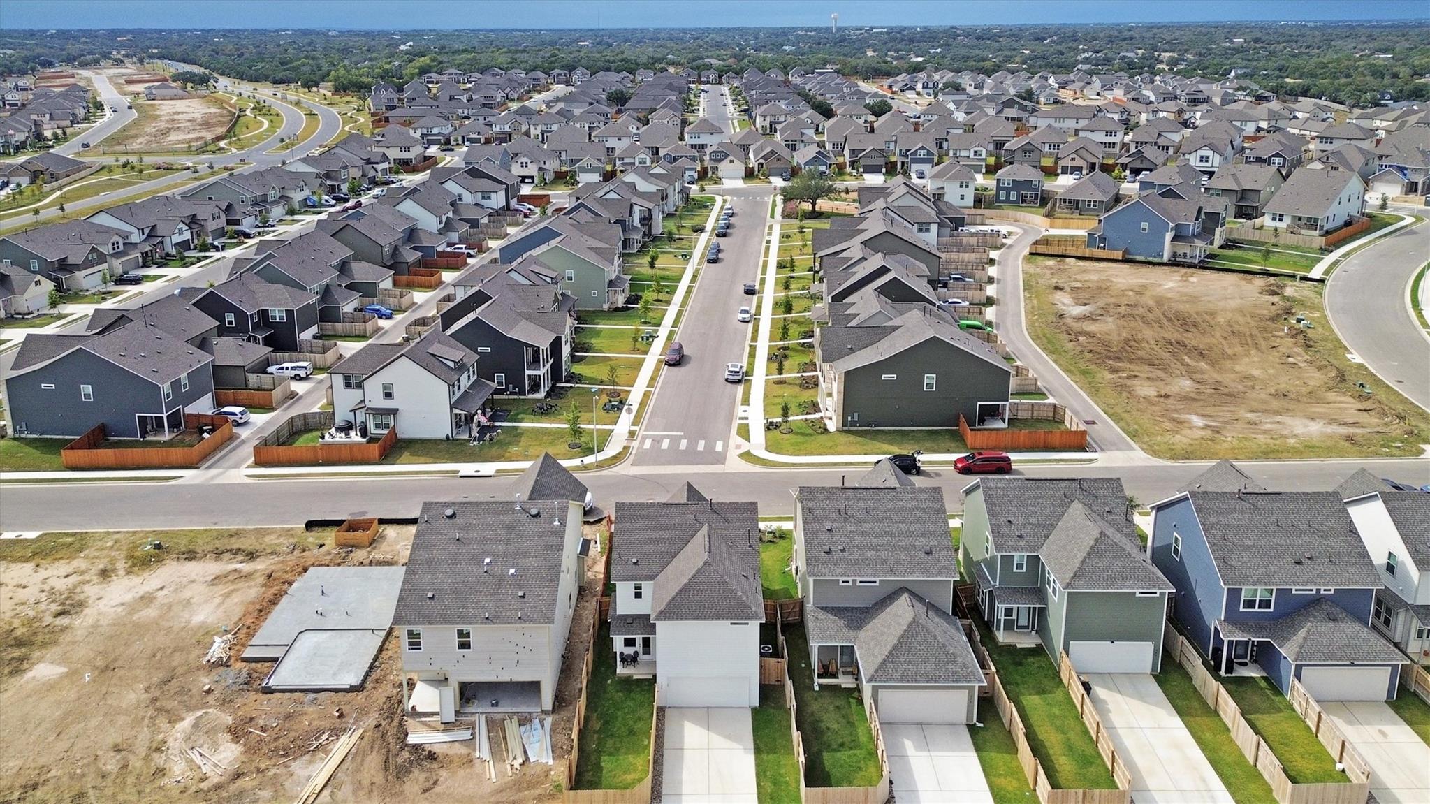 124 Barret Dr, Liberty Hill, TX 78642